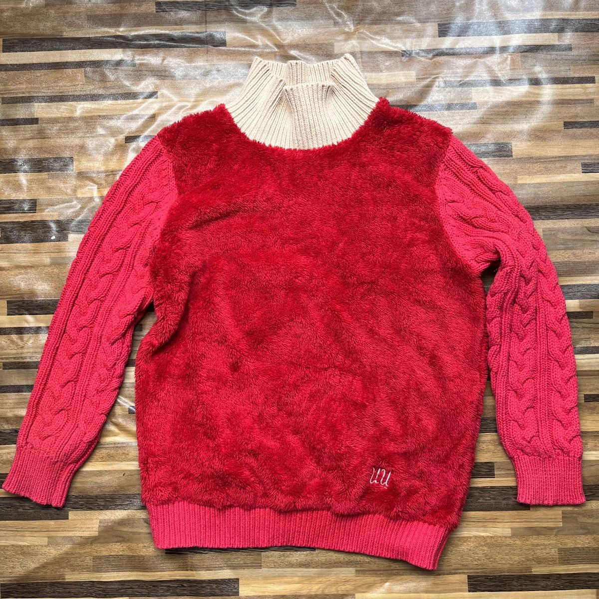 Undercover X Uniqlo Sweater Rare Red Colour - 19