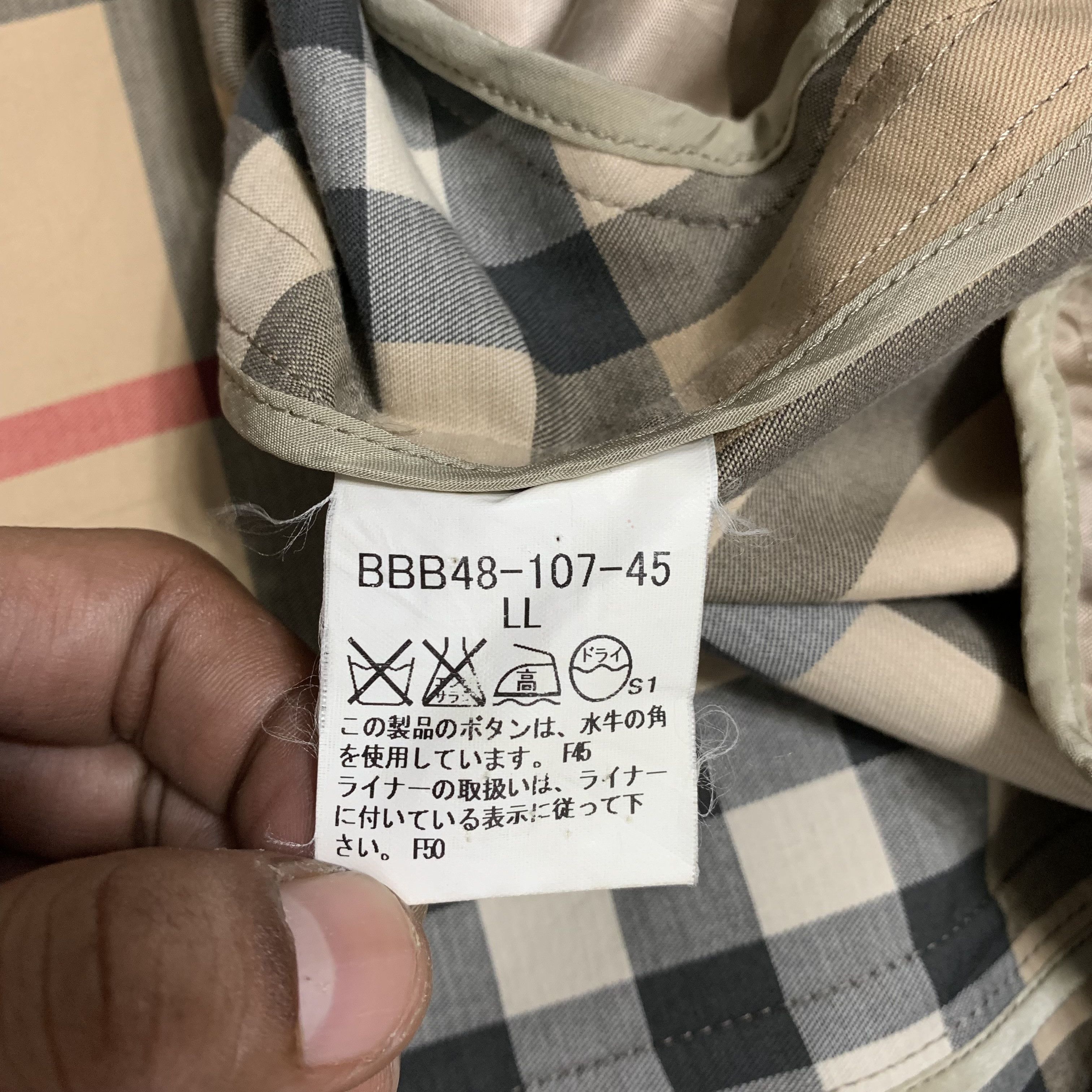 Burberry London Nova Check Overcoat - 14