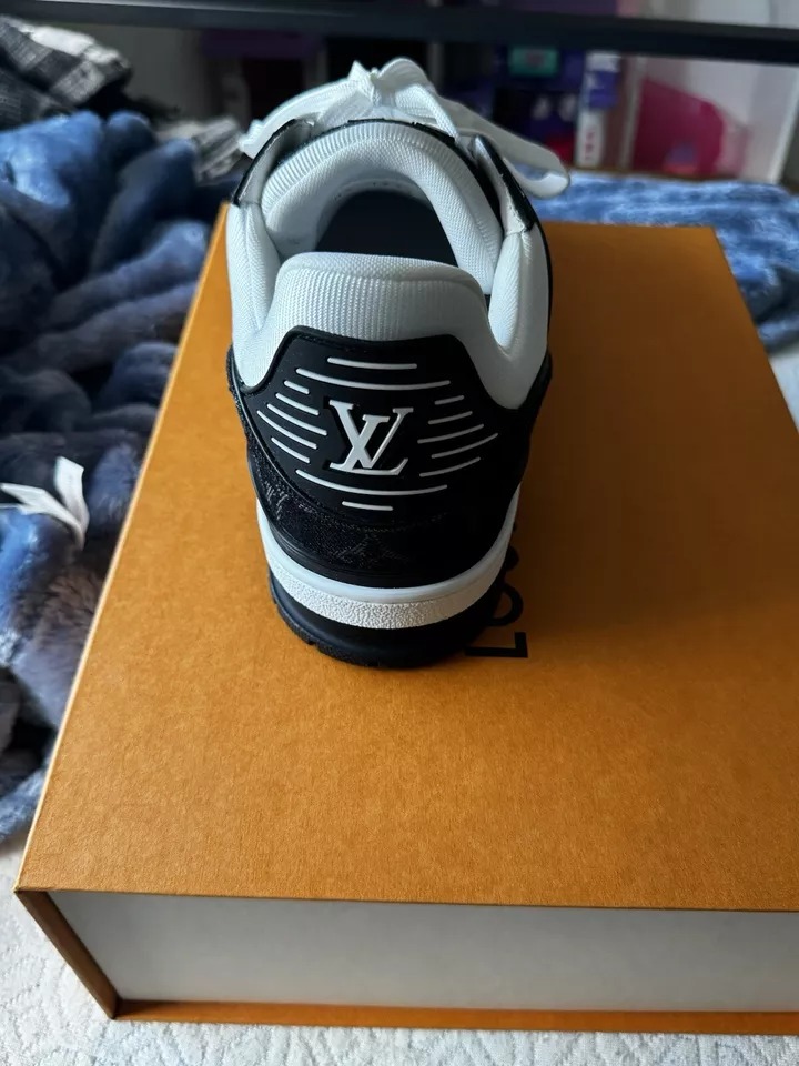 Louis Vuitton LV Trainer White Black - 4