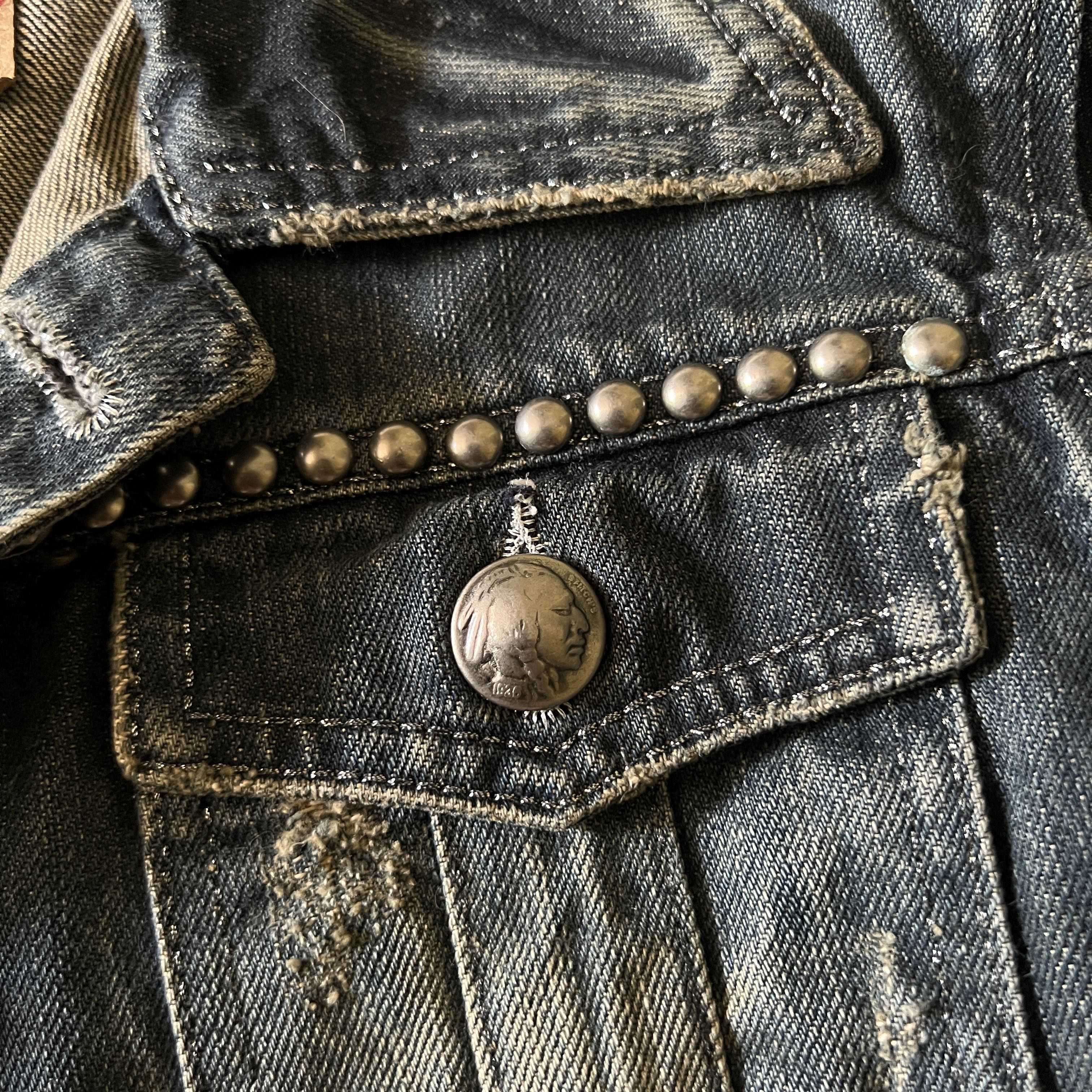 Lagust Studded Mudwash Denim Jacket - 4
