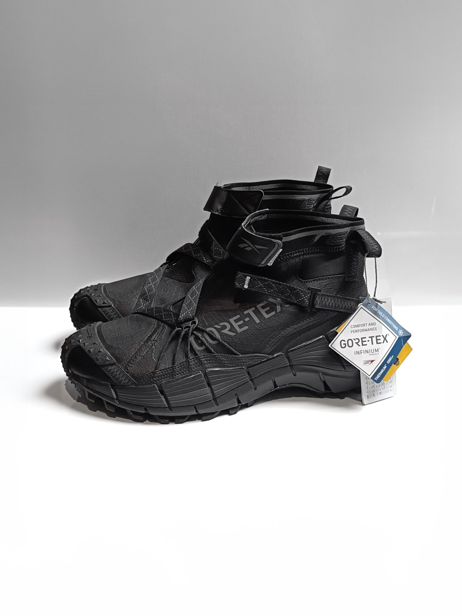 Reebok Zig Kinetica II Edge GORE-TEX 'Black' Techwear Sneakers - 2