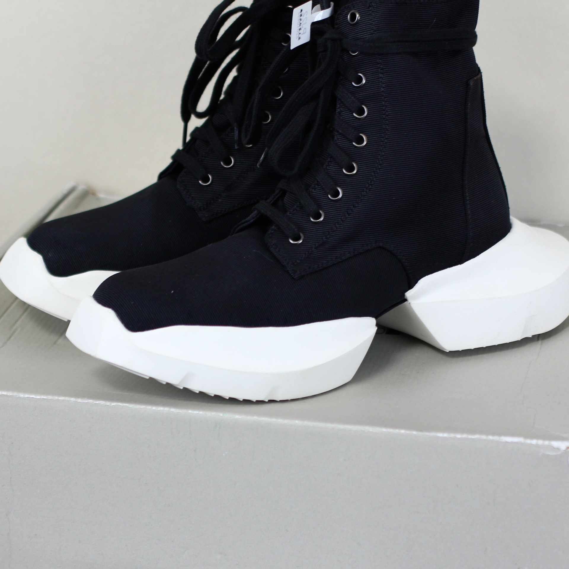 Rick Owens Drkshdw Army Split Black And Milk Ankle Boots - 3