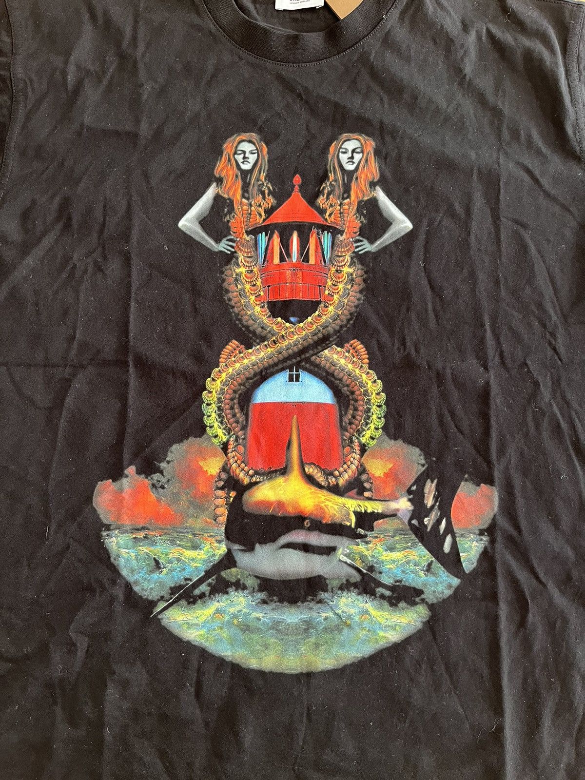 NWT - Burberry Oversized Mermaid Printed T-Shirt - 3