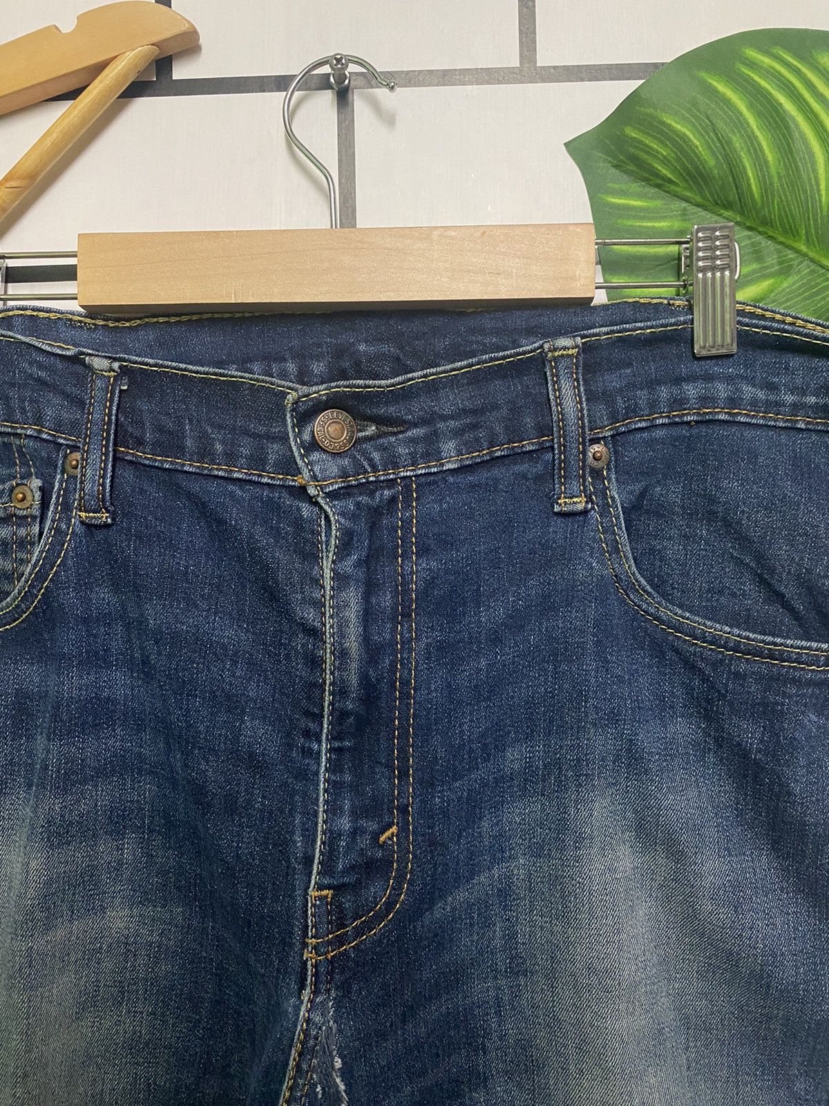 Vintage LEVIS 511 Dark Blue Jeans -L28 - 4