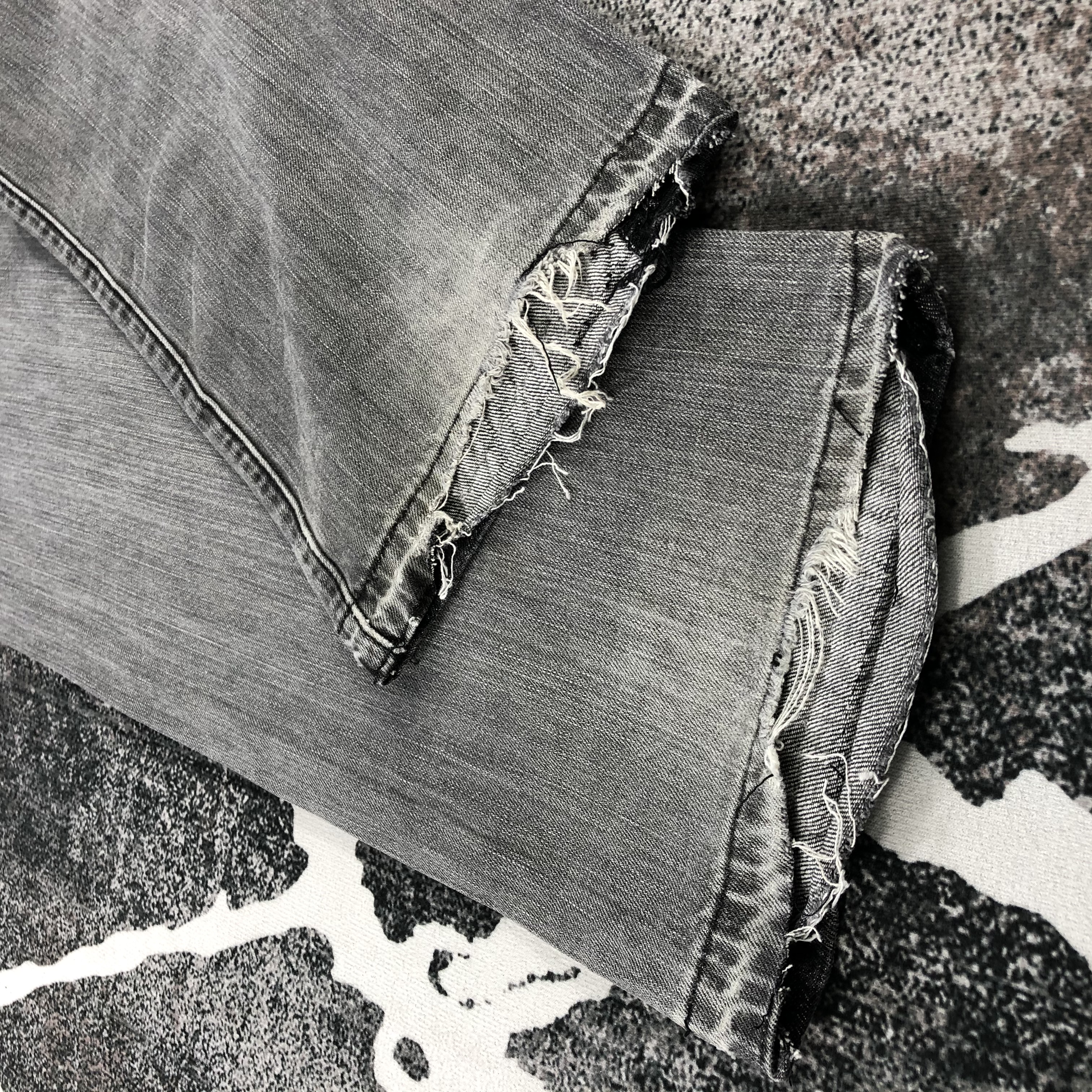 Vintage - Vintage Levi's 501 Jeans Faded Gray Denim KJ794 - 4