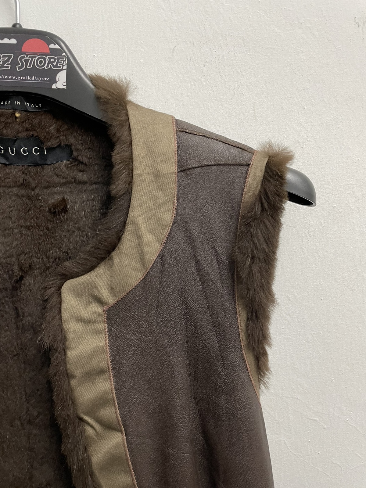 Gucci The Natural Lapin Fur Leather Vest Jackets Size 38 - 2