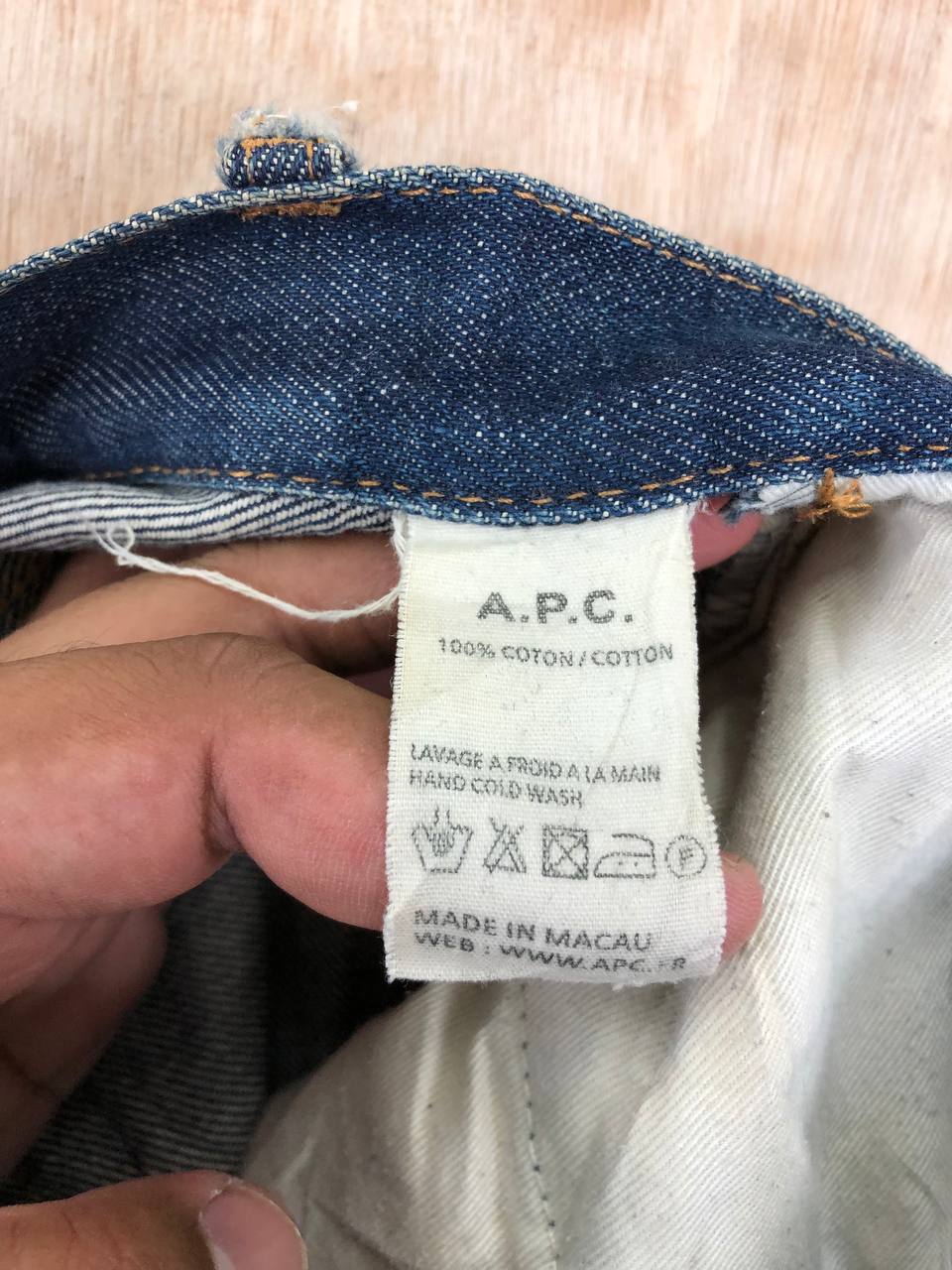 APC Petit Standard Jeans Distressed Selvedge - 21