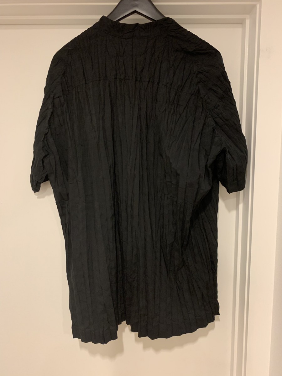 Issey Miyake - Band collar crinkle shirt - 2