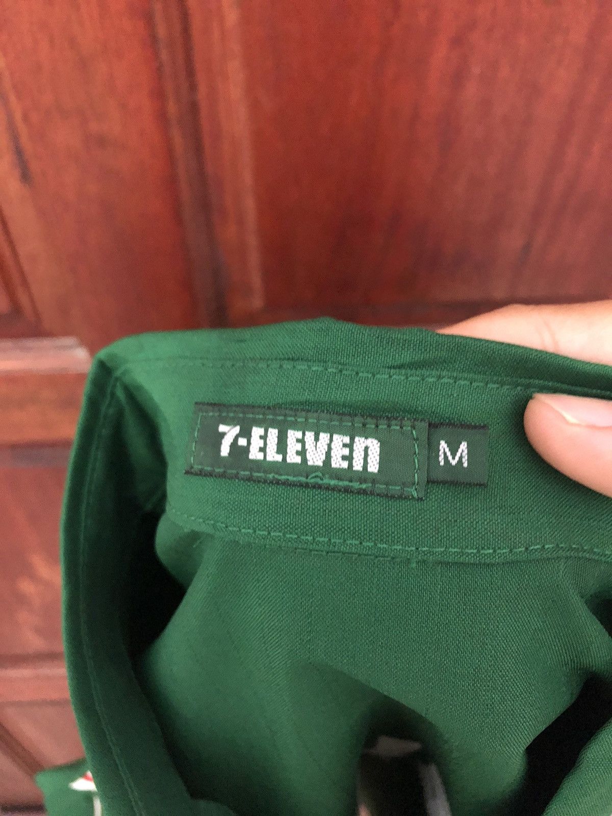 Vintage 90’s 7 Eleven Uniform Worker Embroidery Logo Shirt - 7