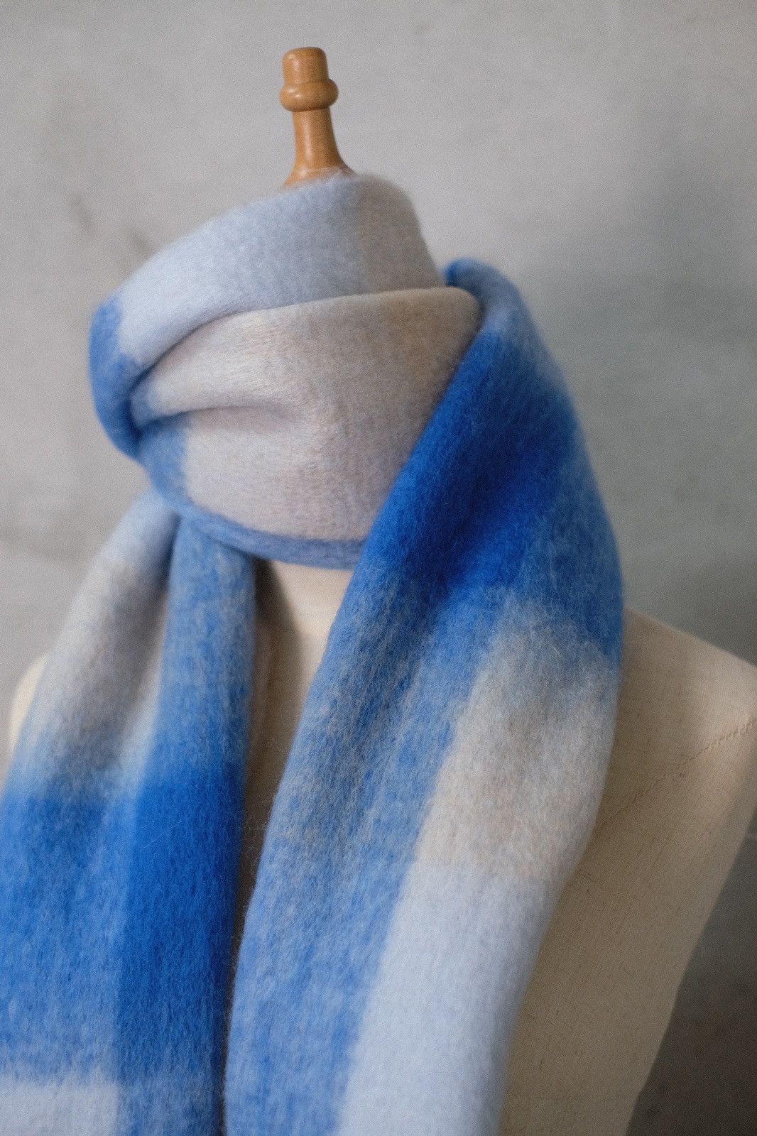 Japanese Brand - Deadstock Cozy Blue and White Mohair Checked Scarf OS Unisex - 3
