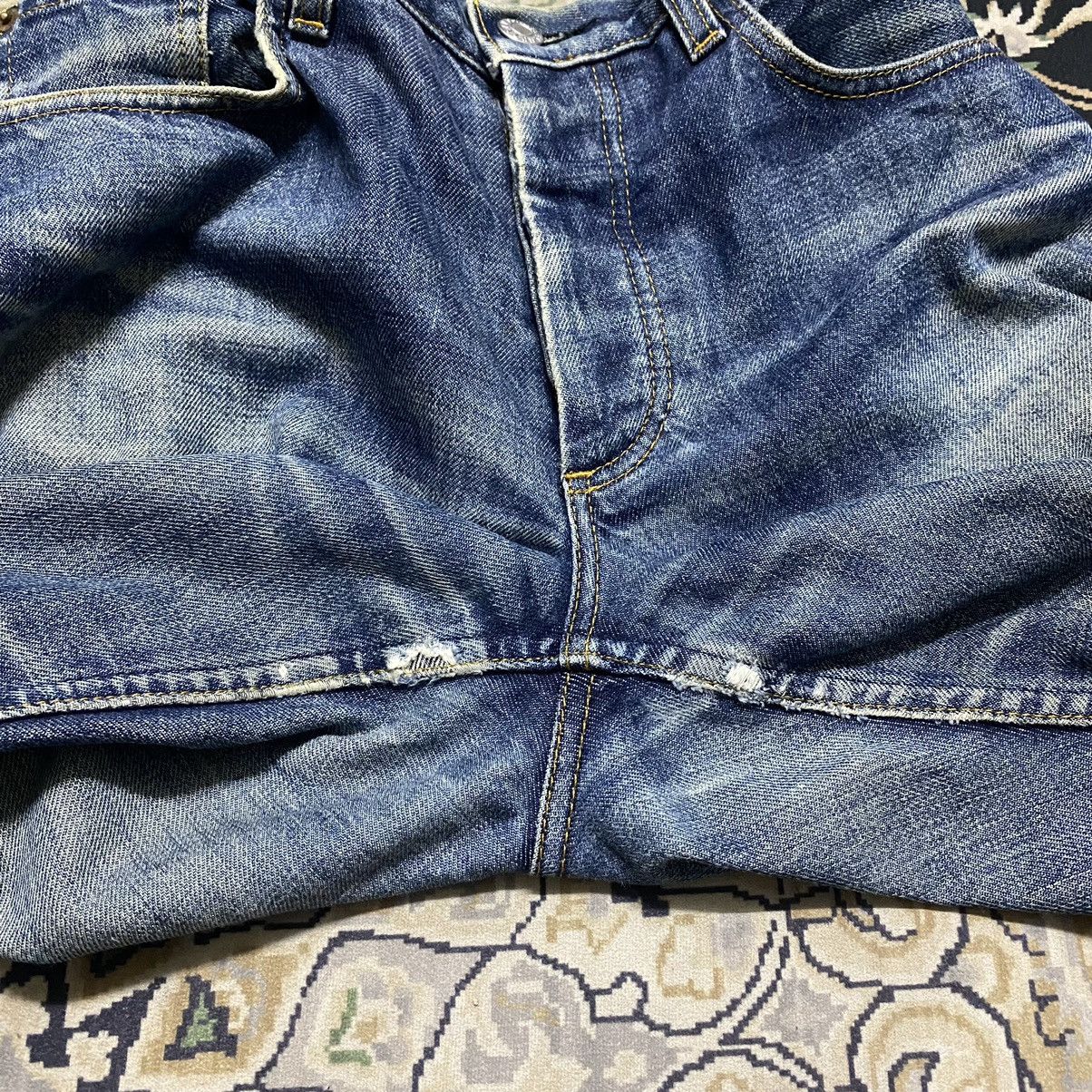 Vintage Helmut Lang Dirty Faded Jeans 1998 - 15