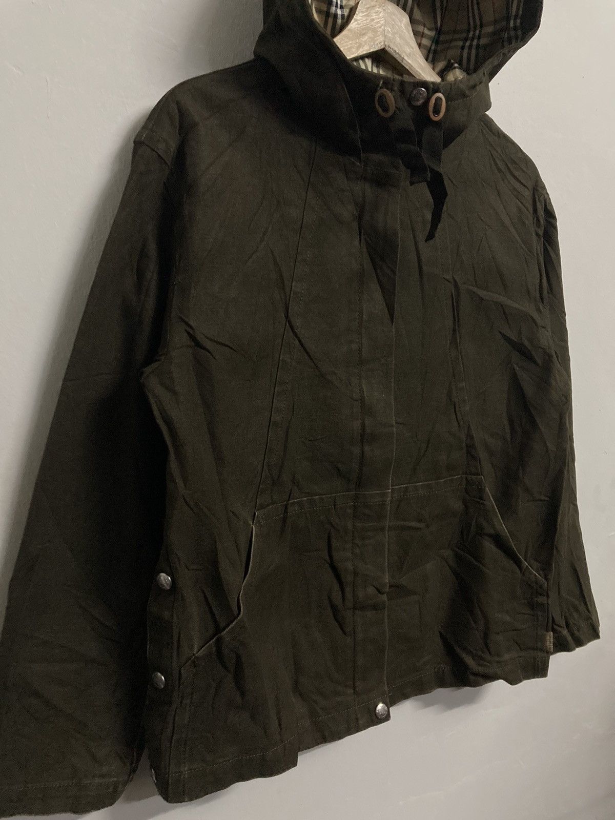 Burberrys Blue Label Hooded Jacket in Size 38 - 5