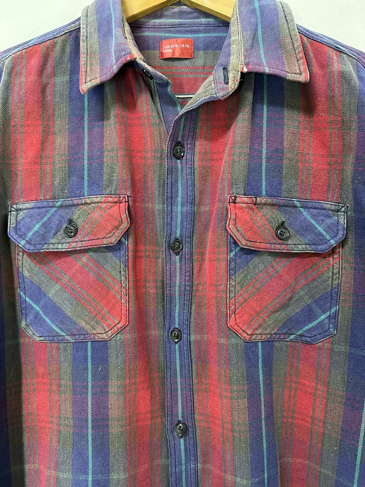Vintage Levis Button Up Shirt Design - 4