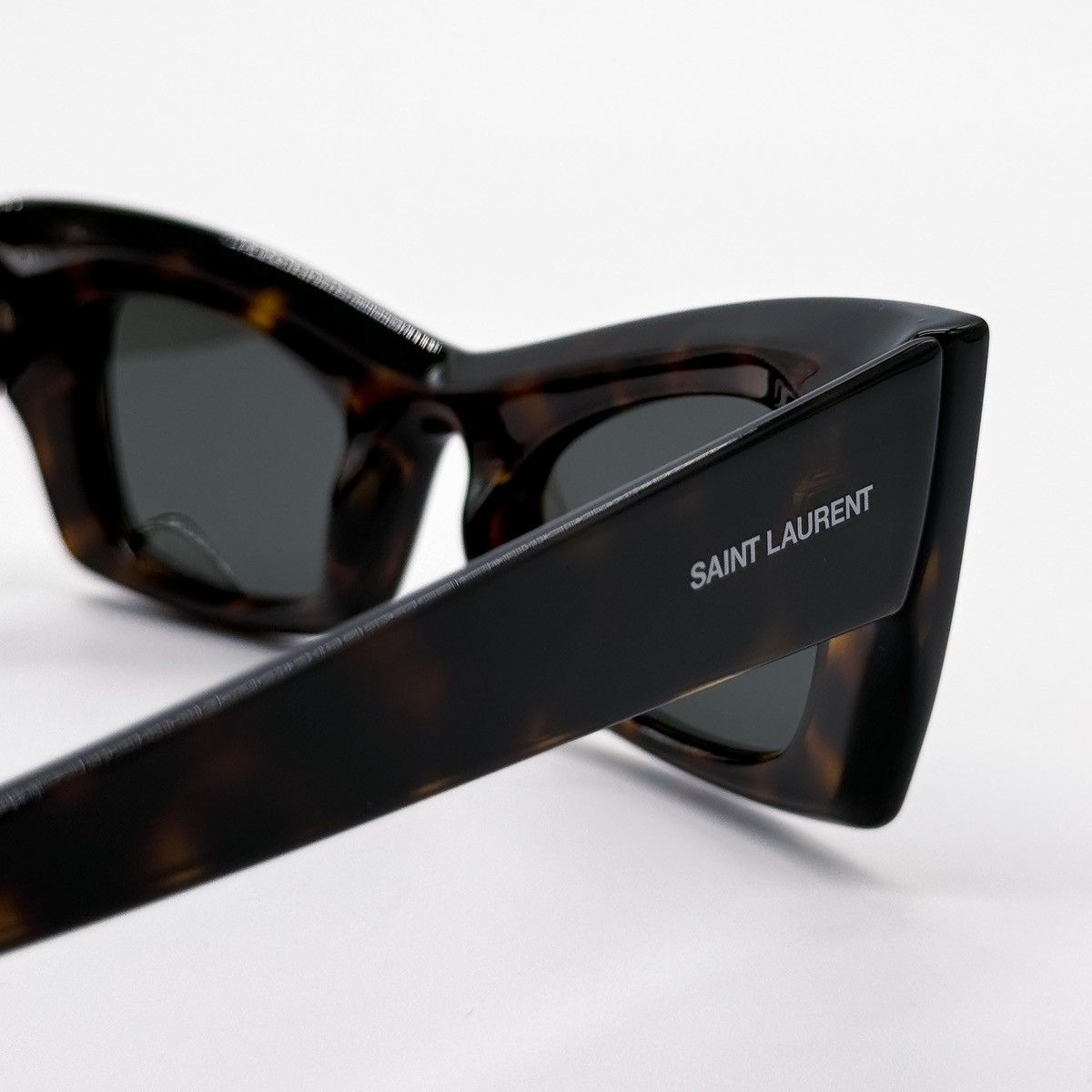 NEW SAINT LAURENT SL702 002 SUNGLASSES SAINT LAURENT SL 702 - 7