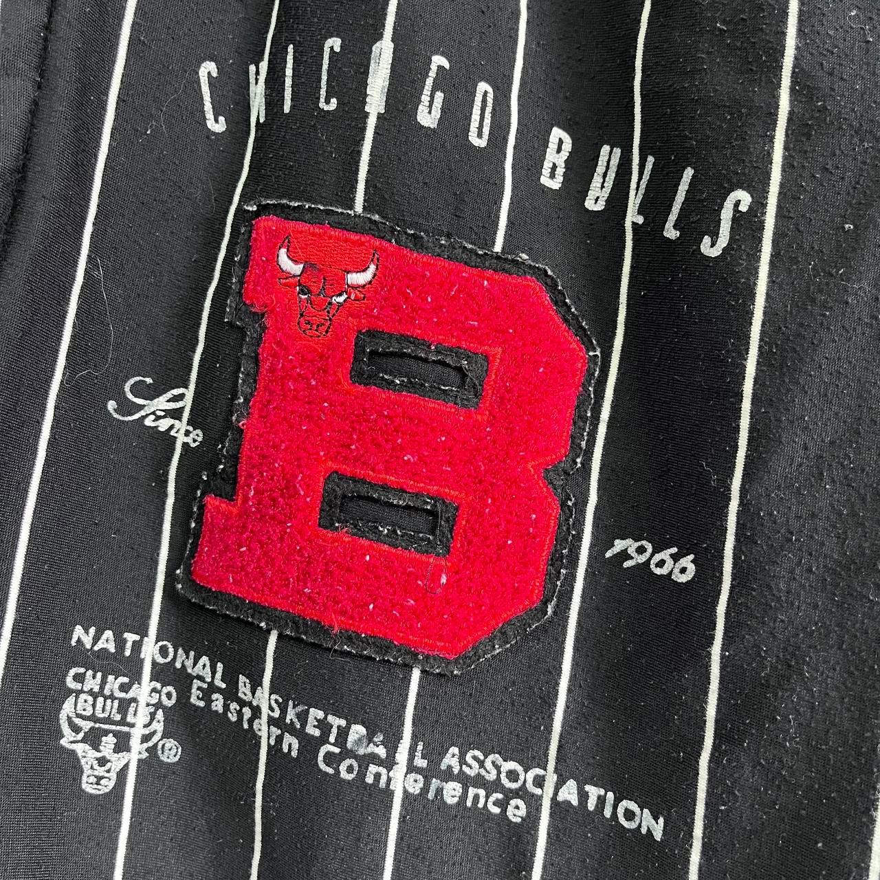 Super Vintage Chicago Bulls Shorts Salem Sportswear - 11