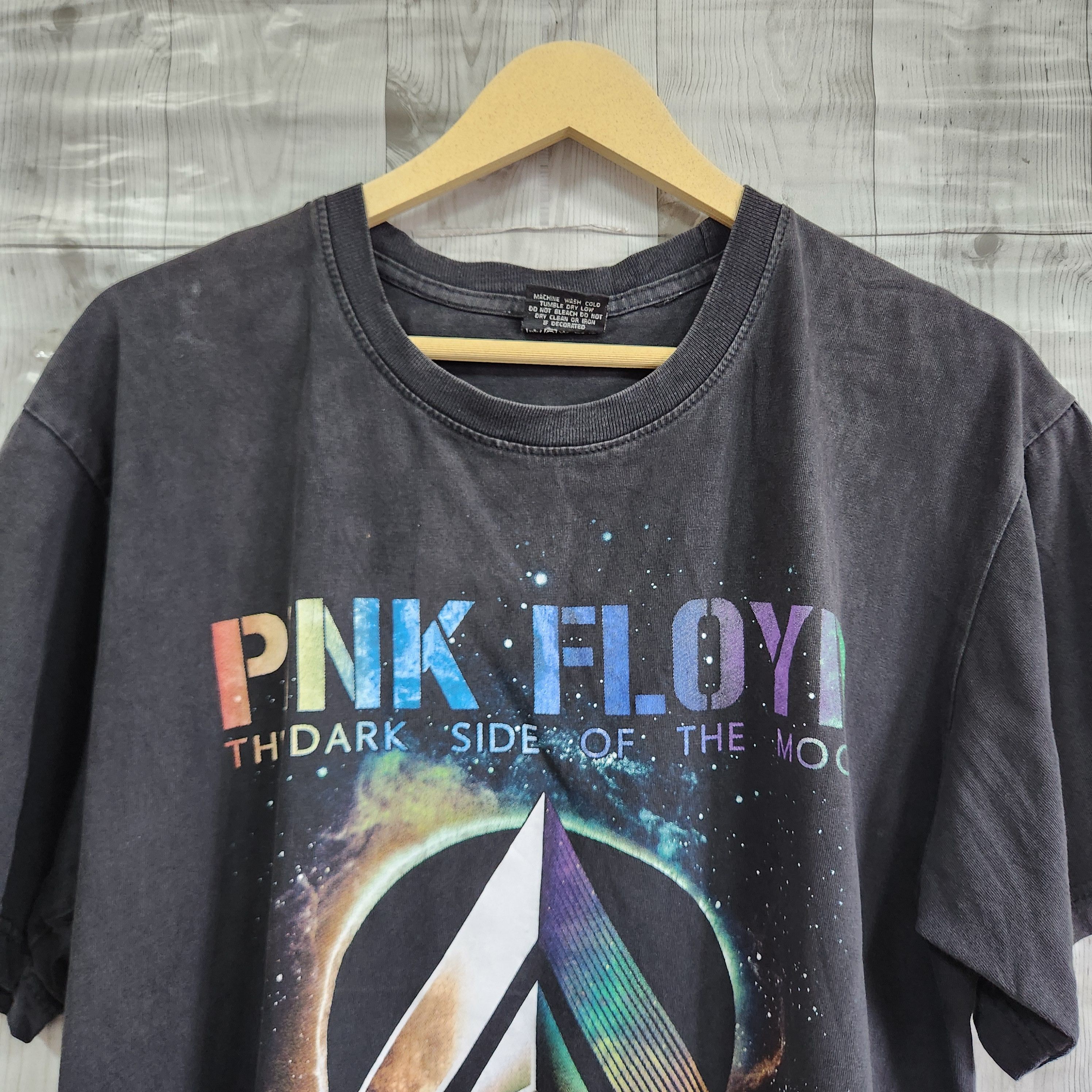 Vintage Y2K Pink Floyd The Dark Side Of The Moon TShirt - 4