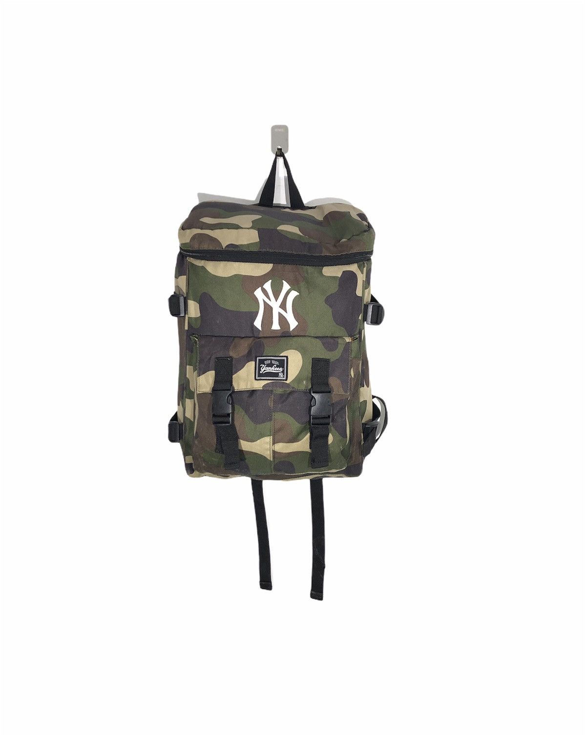 New York Yankees Camo Backpack - 2