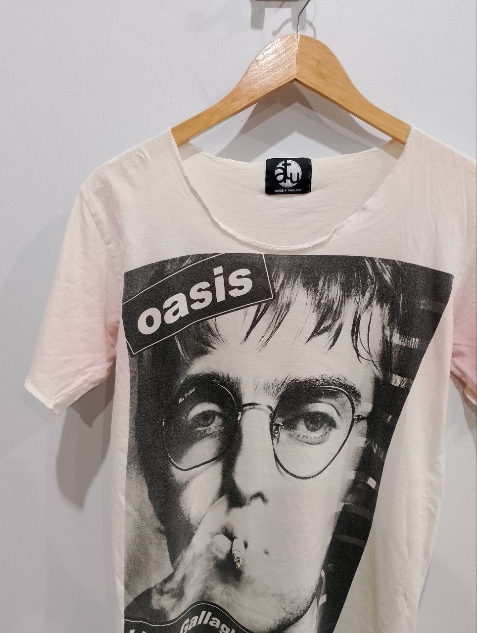 Rock Band - OASIS LIAM GALLAGHER Big Graphic Distressed Design Band Tee - 4