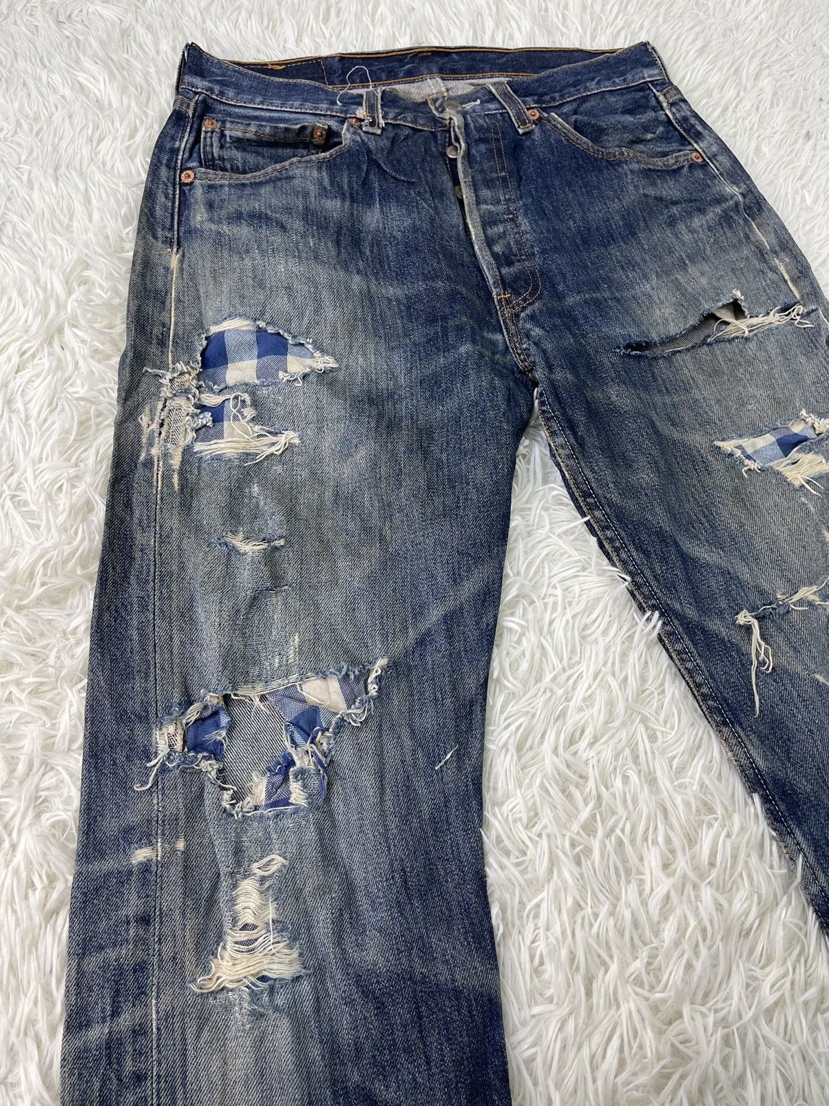 Vintage LEVI’S 501 Distressed Jeans Streetwear - 3