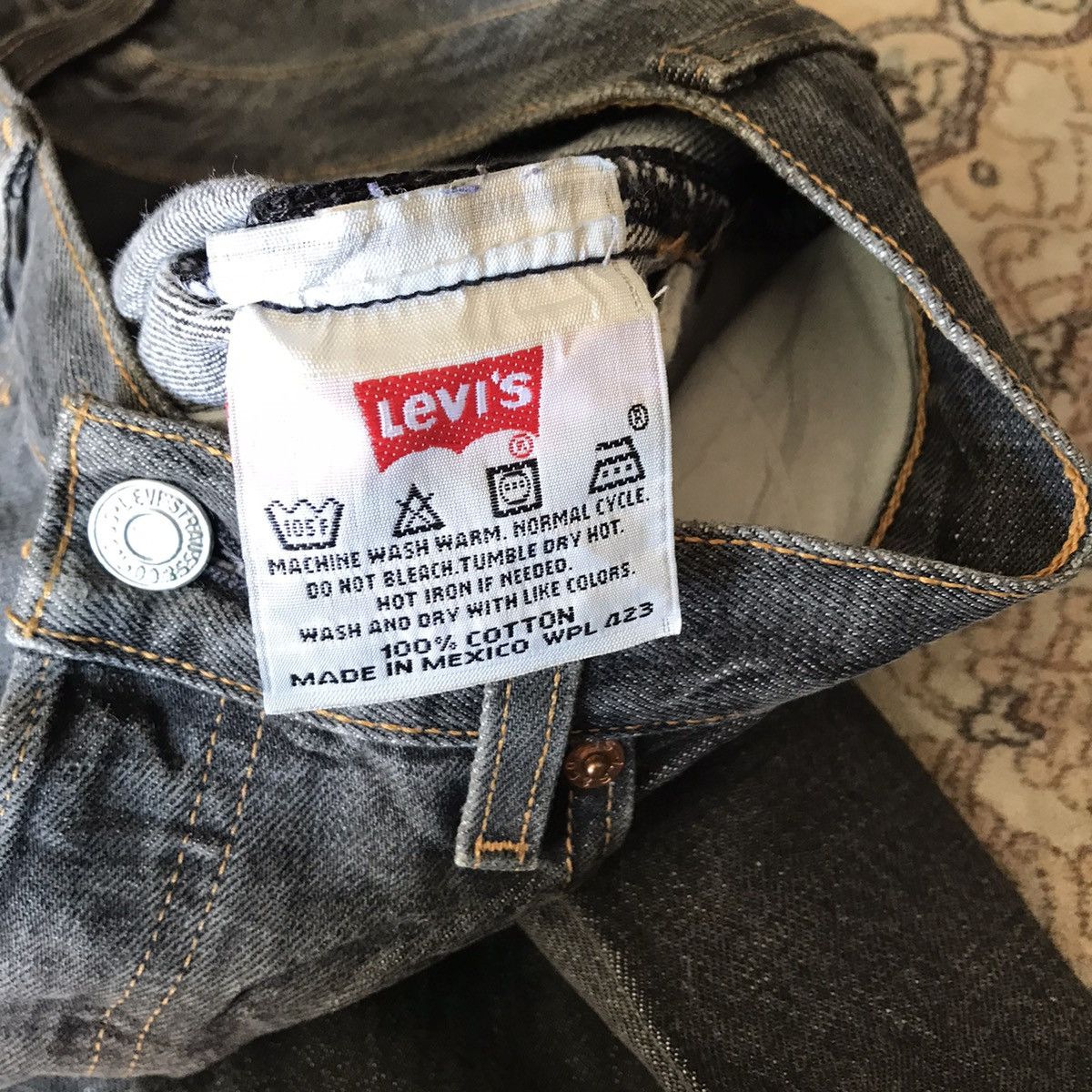 Vintage 90s Levis 501 Distressed Jeans Made in Mexico - 15