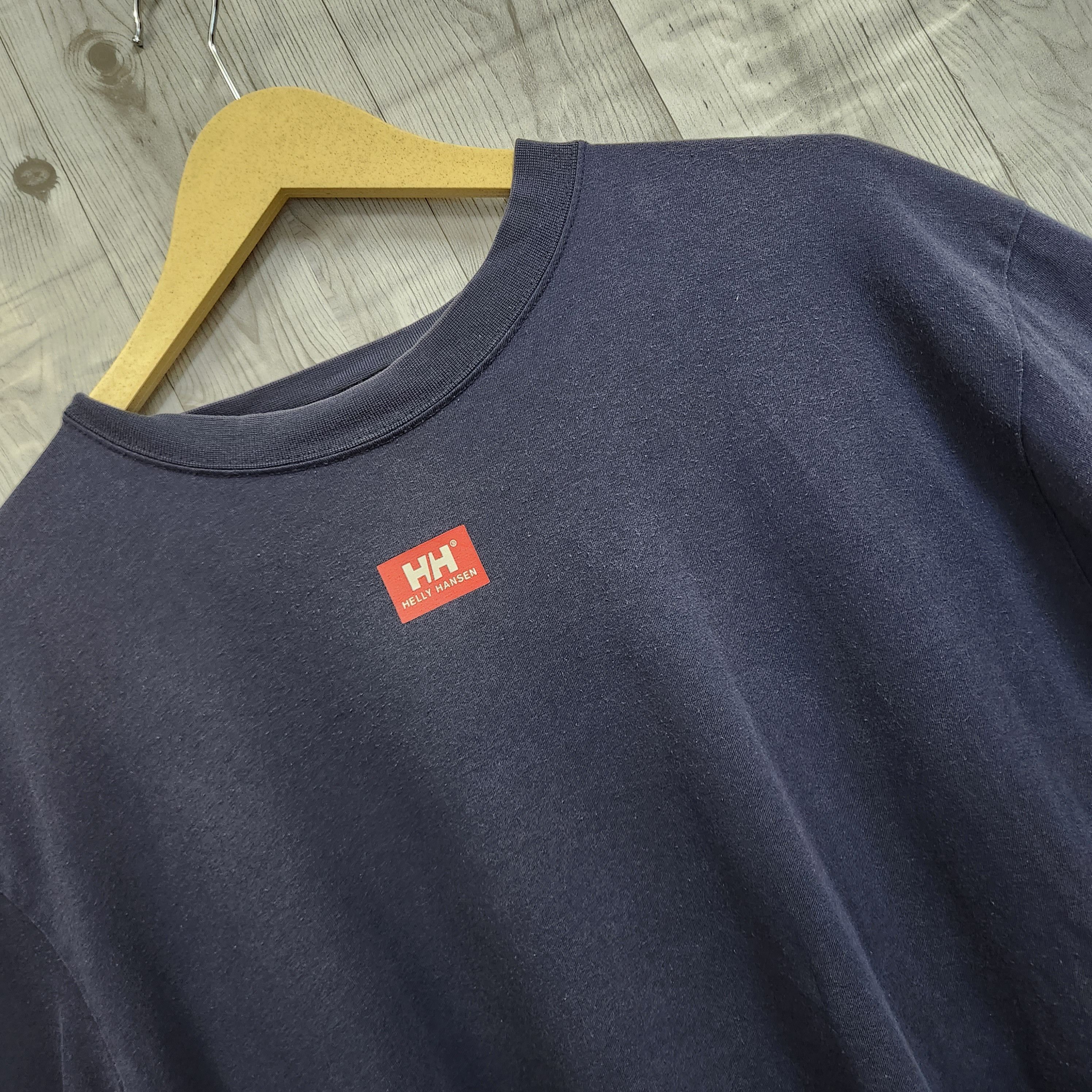 Vintage Y2K Helly Hansen Outdoor Life TShirt - 2