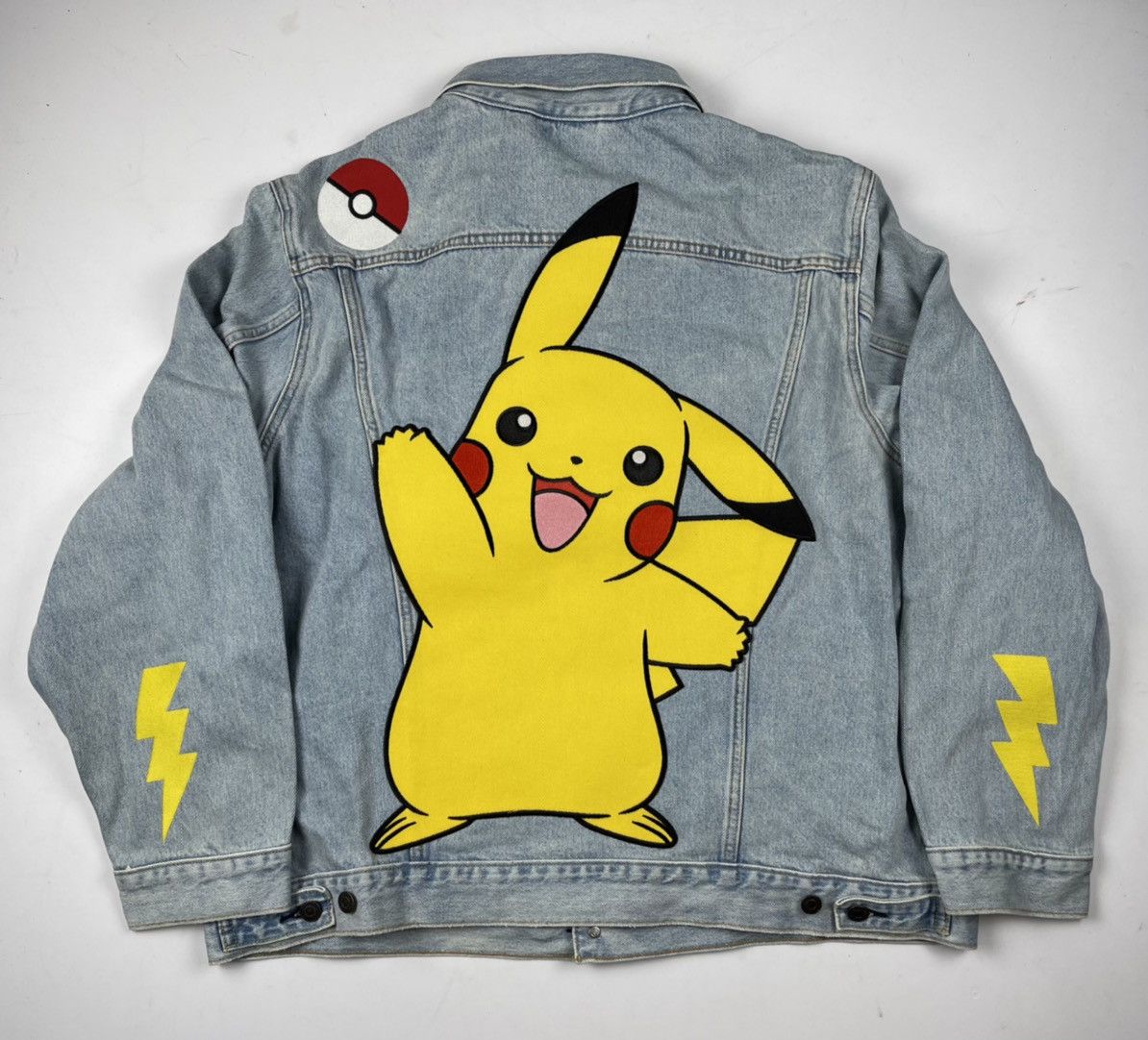 nwt pokemon X levis trucker jacket size M - 3