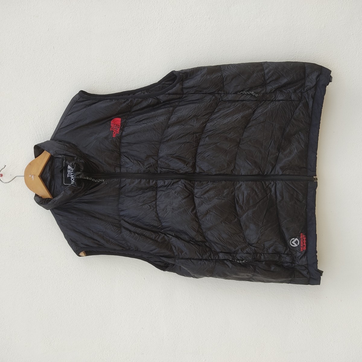 Outdoor Life - TNF Summit Series Nuptse Puffer Vest - 1