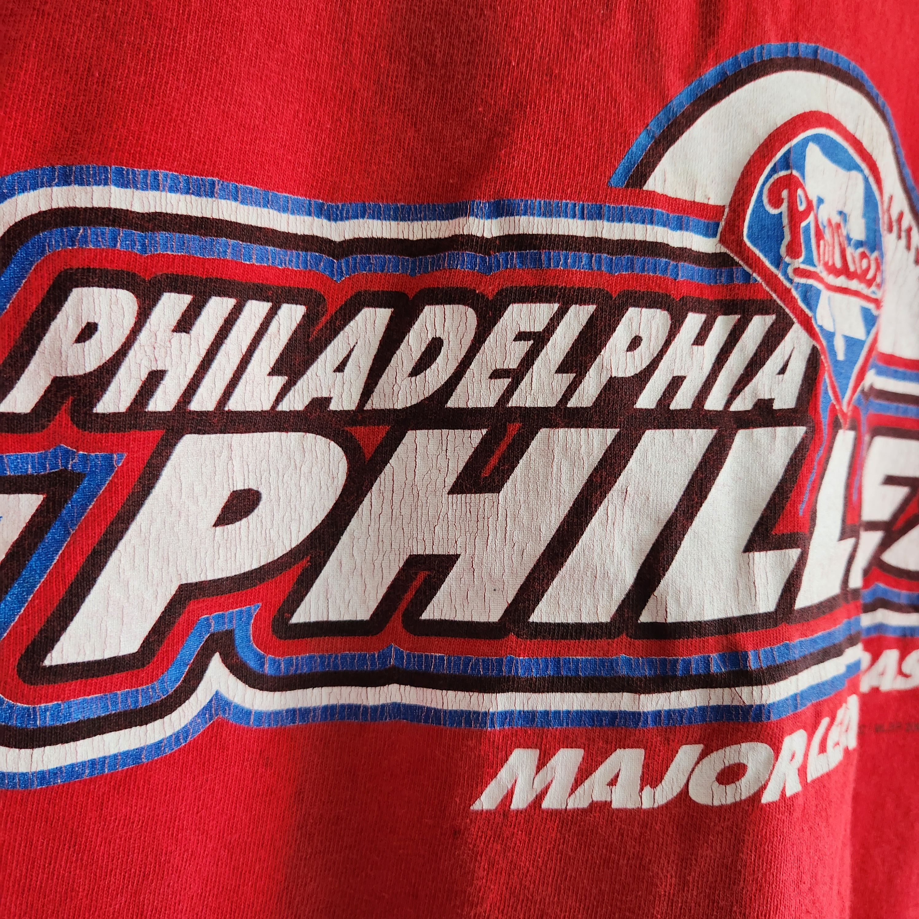 Vintage Philadelphia MLB Phillies Logo 7 Copyright 2000 - 11