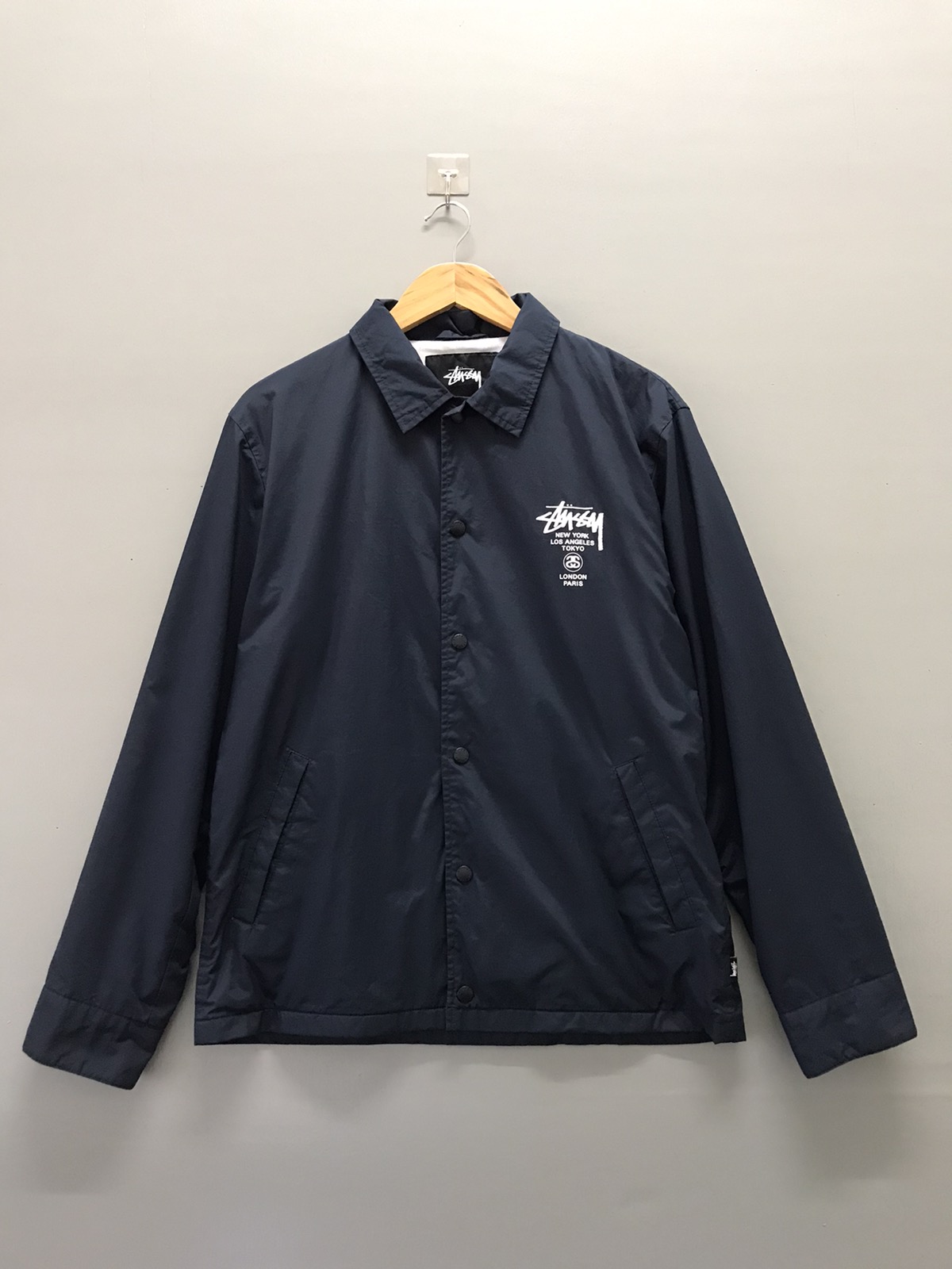 Stüssy Stussy World Tour Coach Jacket | hypevintageoutlet | REVERSIBLE