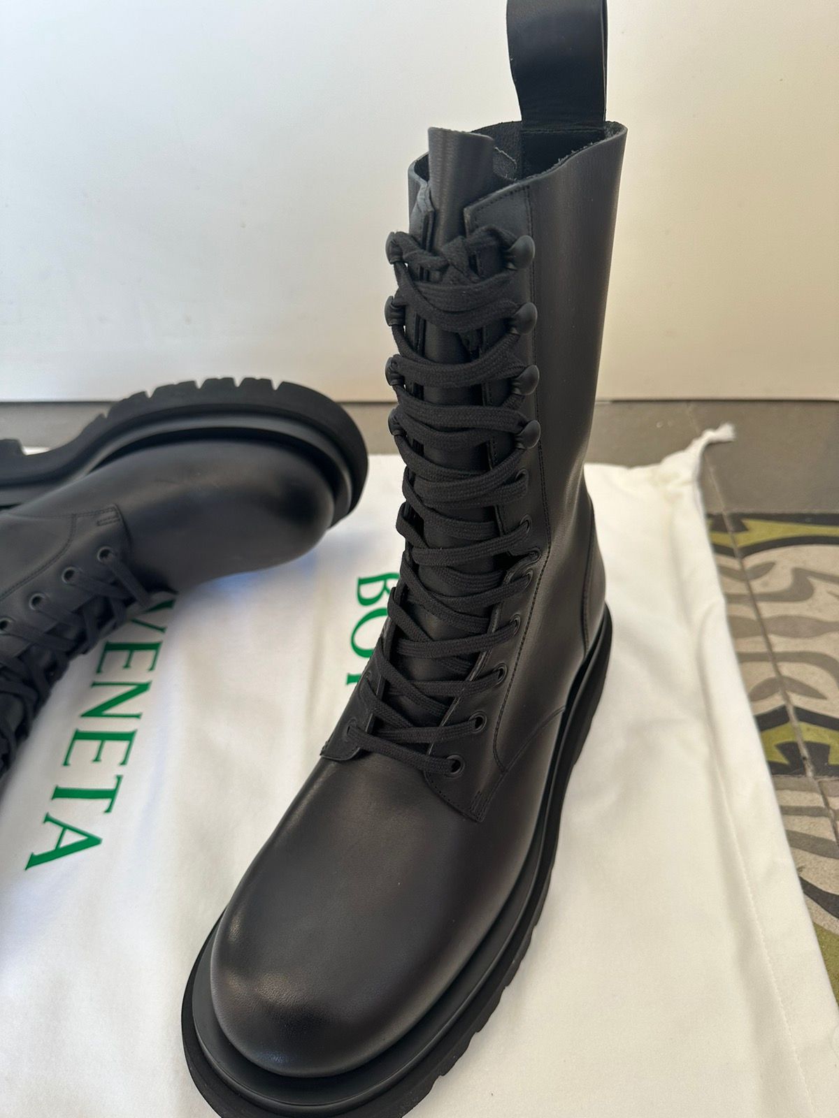 Bottega Veneta Lug lace-up leather boots - 4