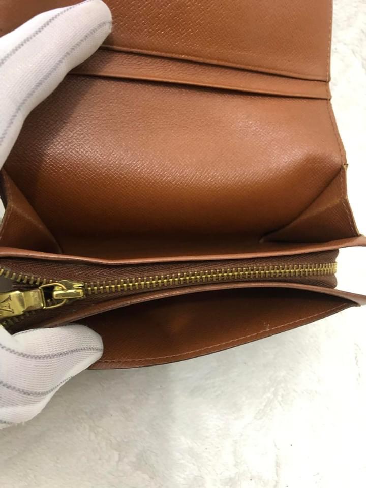 Authentic LOUIS VUITTON Wallet - 12