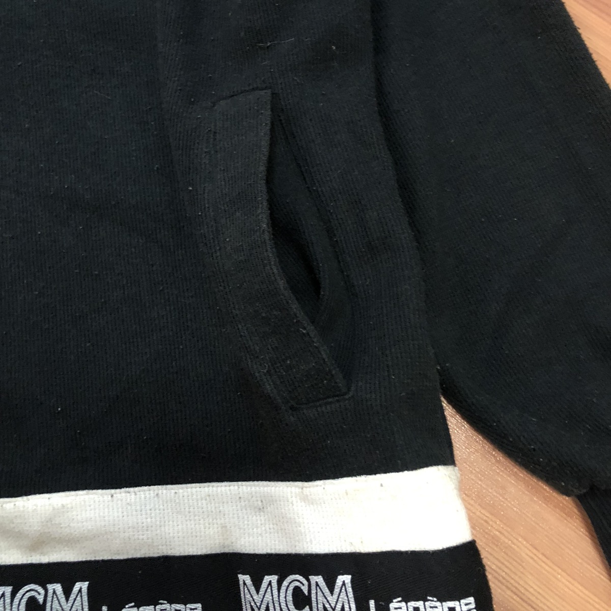 Vintage MCM big logo sweatshirt - 8