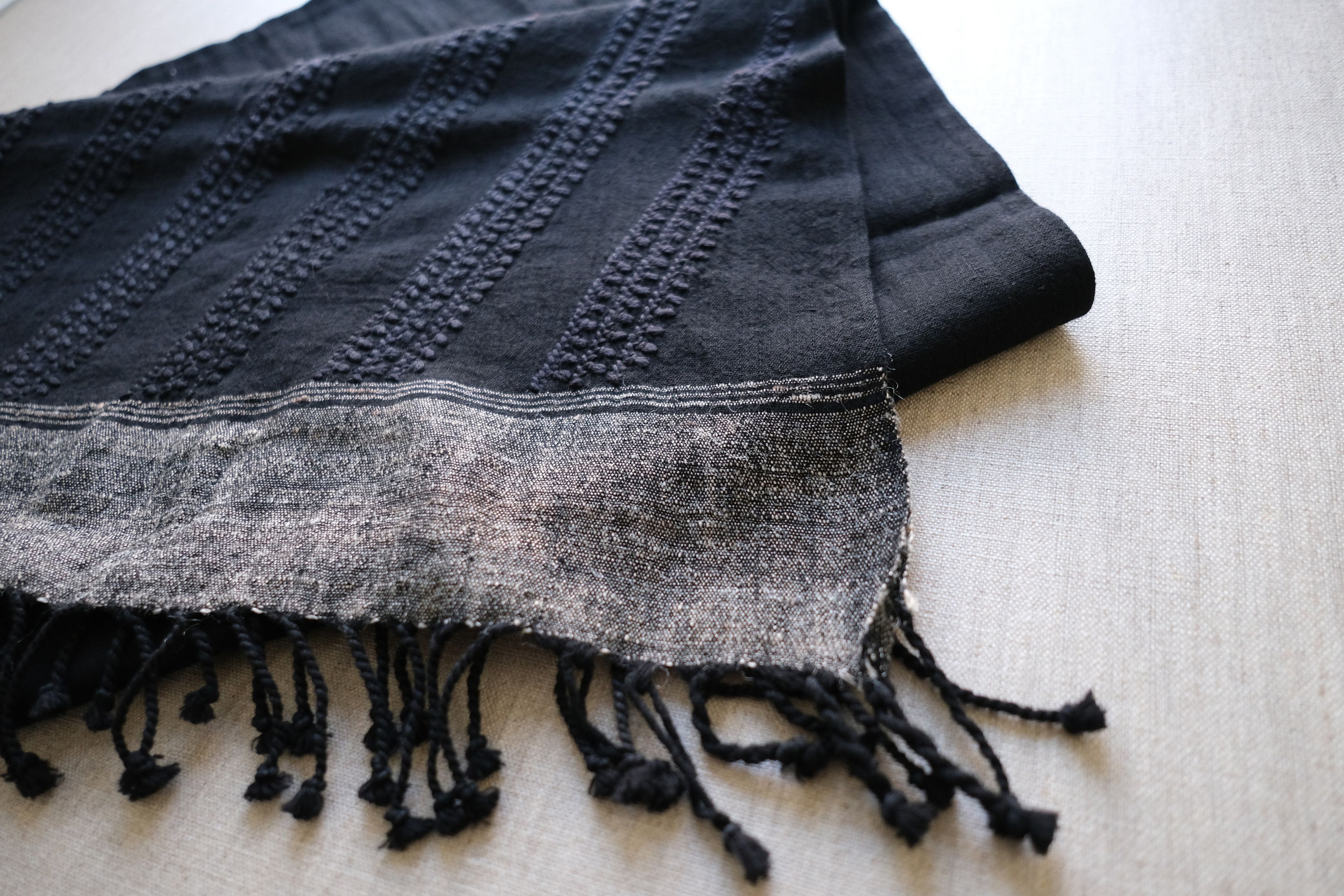 🎐 YYPH SS24 Hand-Stitch Scarf - 1