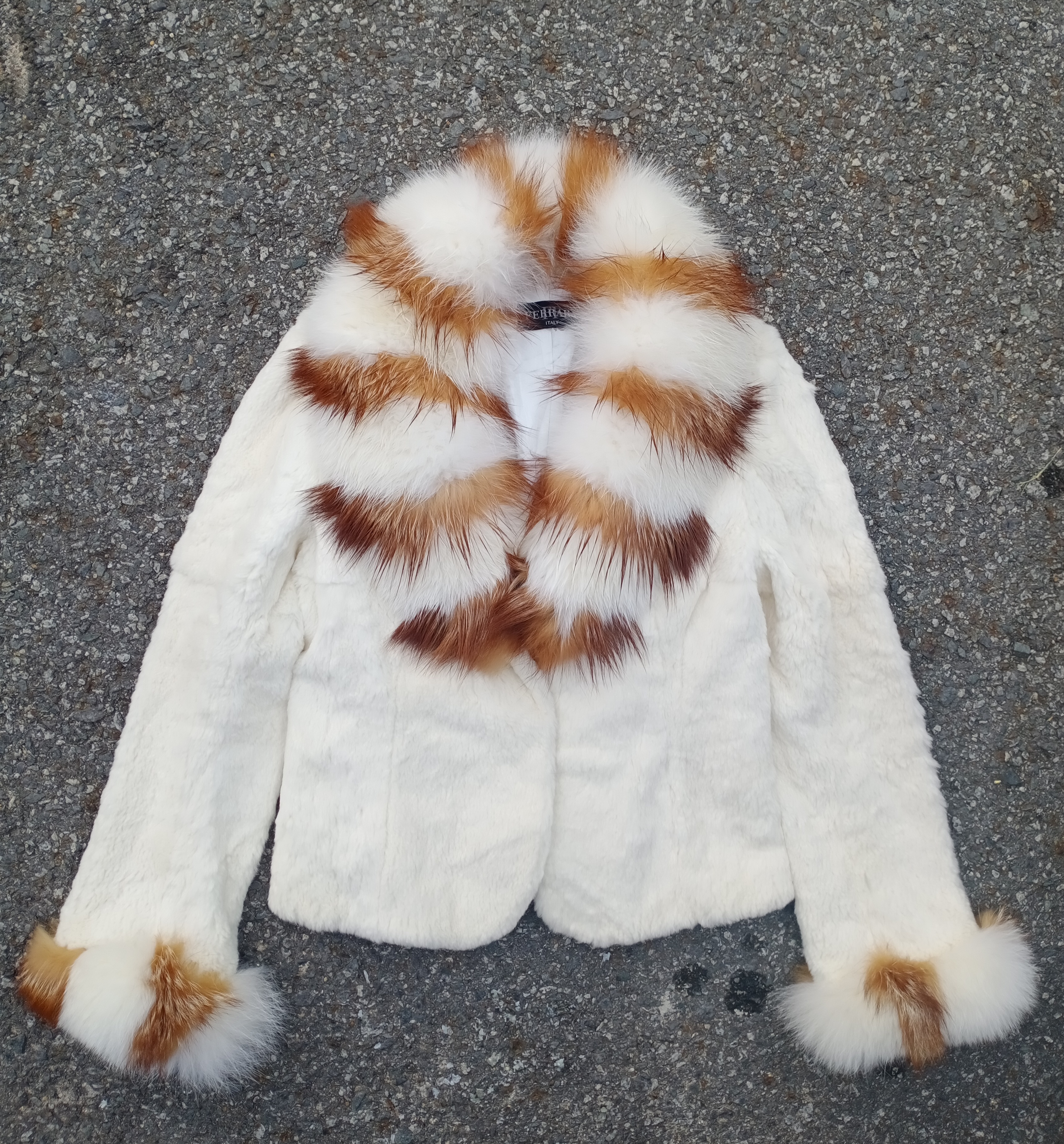 Italian Designers - Ferrara Italy Fur Coat Jacket Rabbit/fox Nice Design - 1