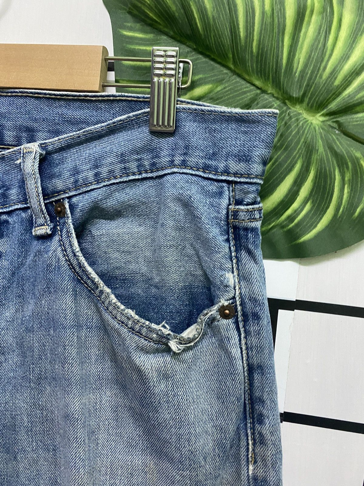 Vintage LEVIS 559 Relaxed Straight Denim -L49 - 8