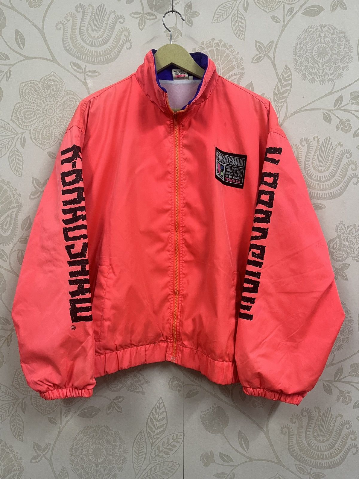 Vintage 80s Surf Style Jacket Fluorescent Red Hawaii USA - 1