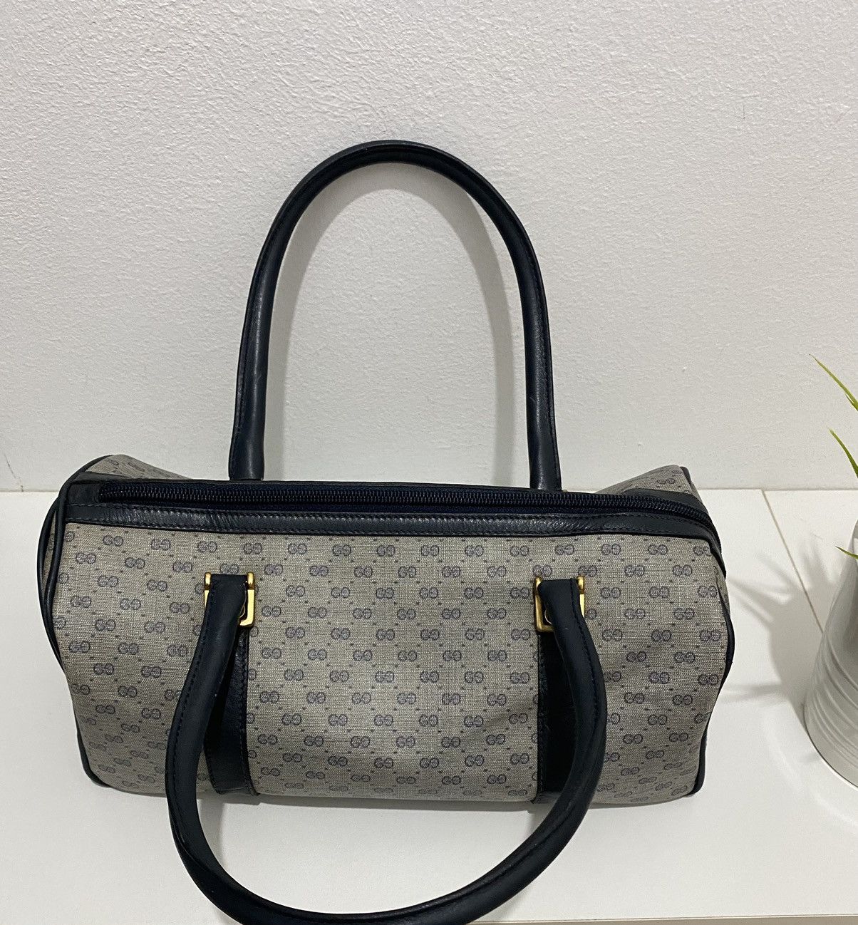 Authentic Gucci GG Boston Leather Bag - 5