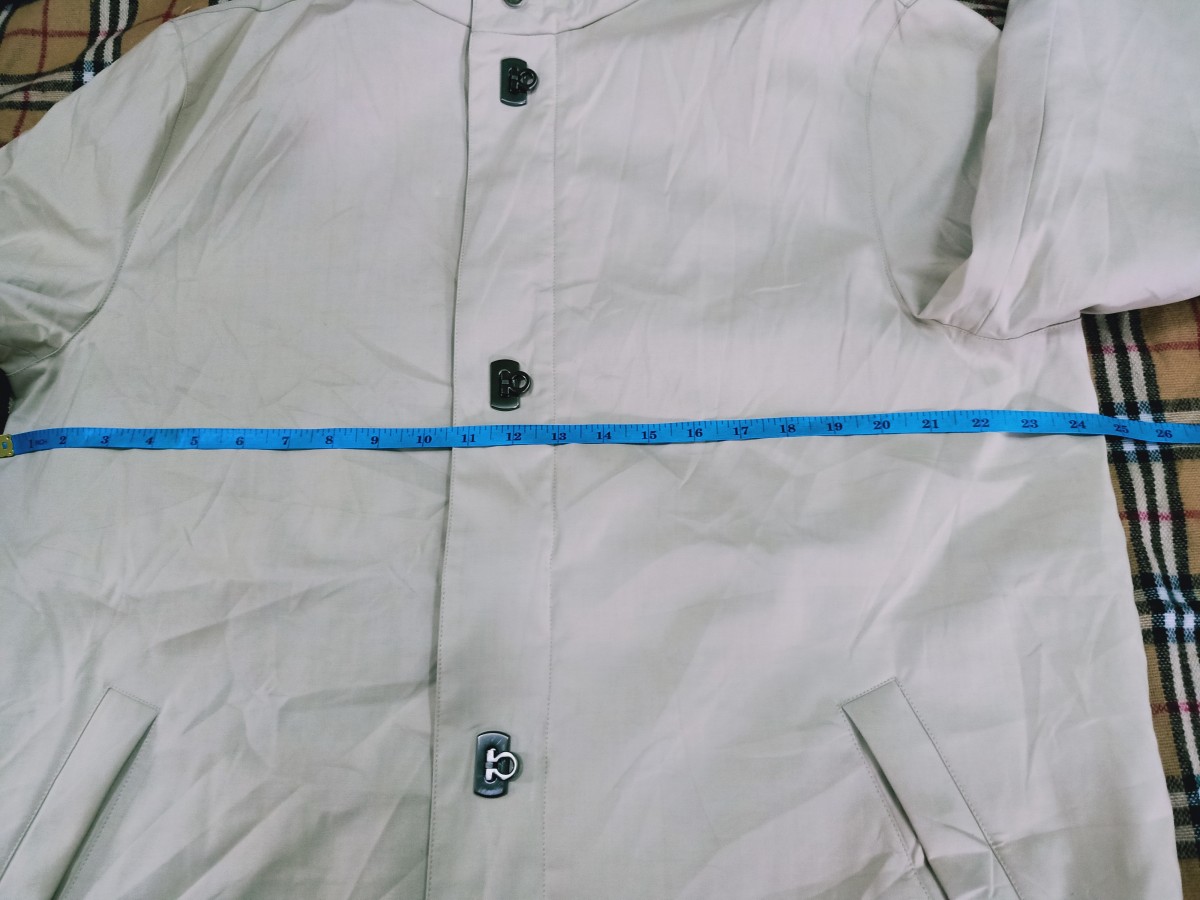 Salvatore Ferragamo Gancini Button Trench Coat - 5