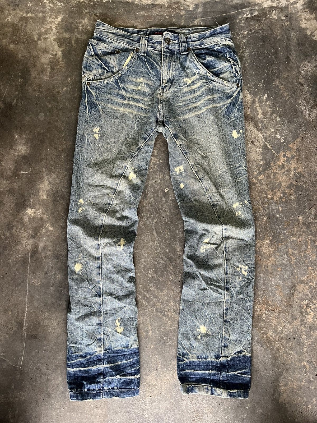 💥Vintage Distressed Banana Cut Denim - 1