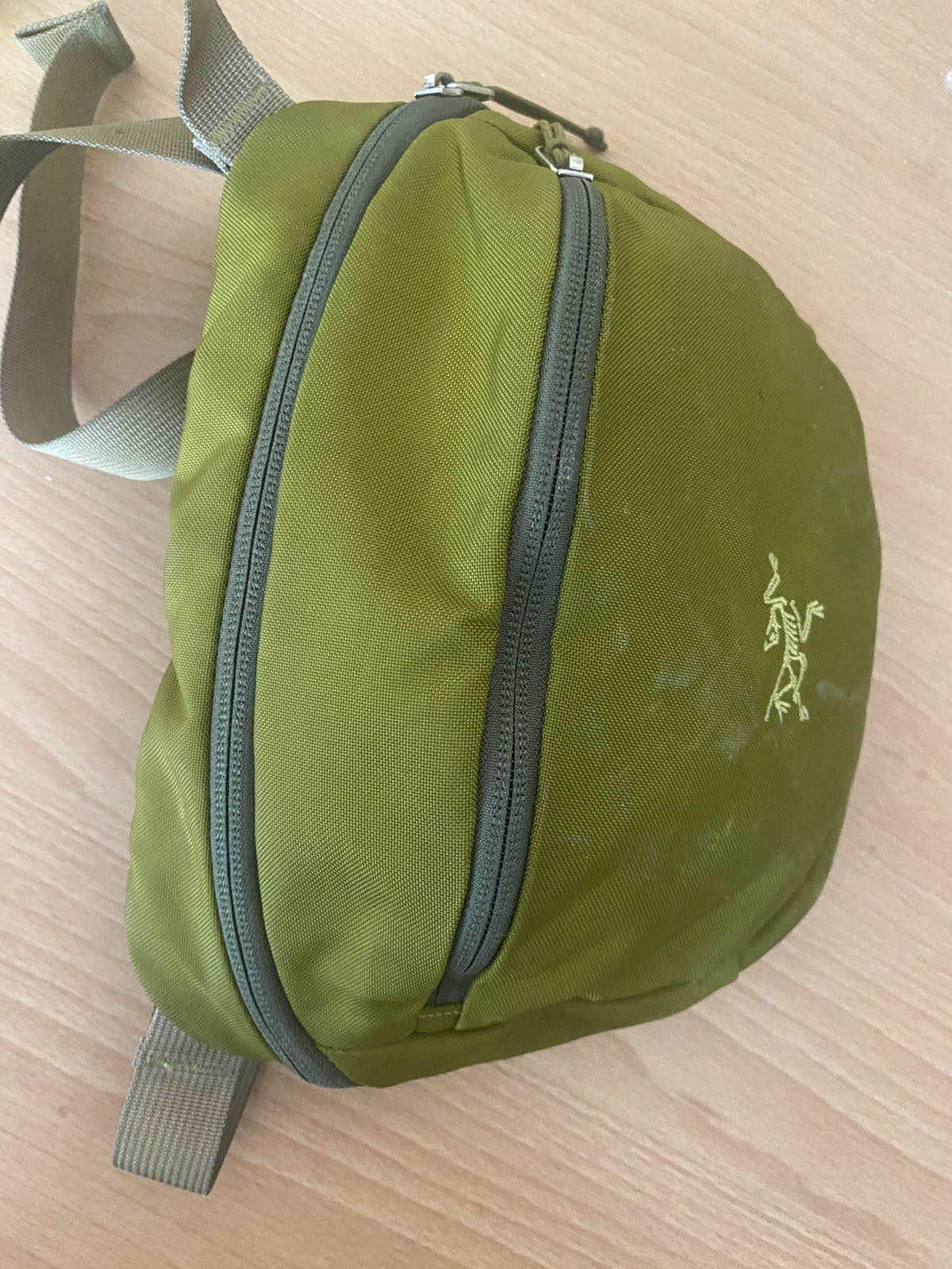 Authentic Arc’teryx Green Army Crossbody Sling Bag - 12