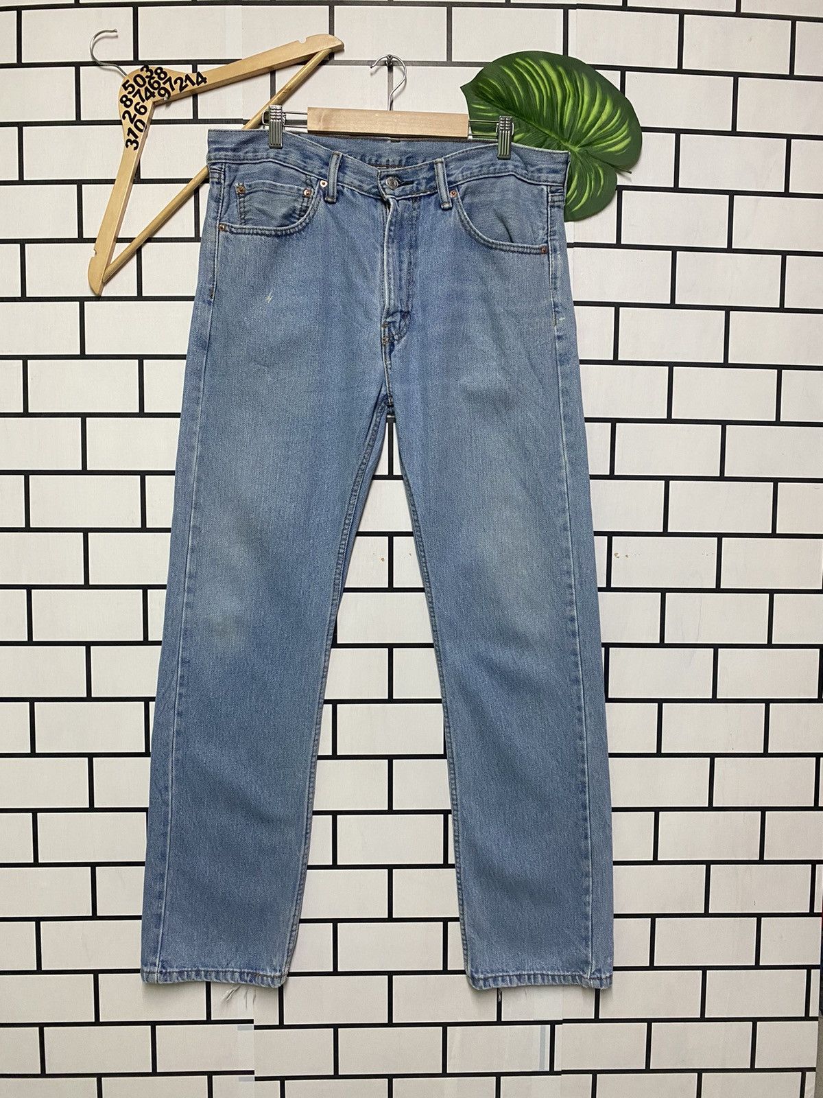 Vintage LEVIS 505 Light Wash Distressed Jean -L23 - 1