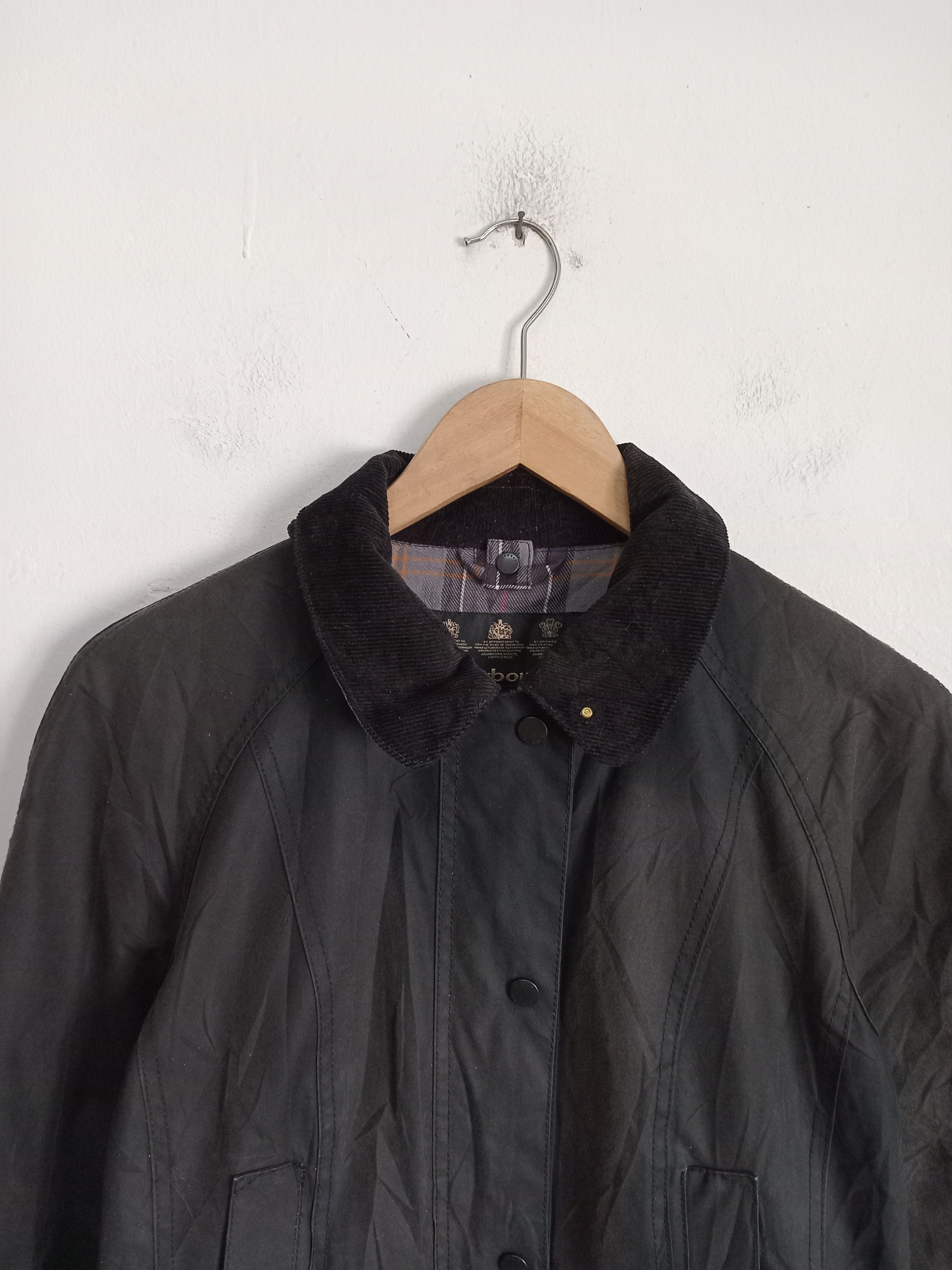 Vintage Sunfaded Barbour Beadnell Wax Hunting Jacket - 2