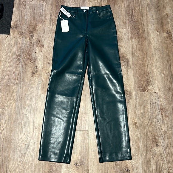 Aritzia Wilfred “The Melina” Faux Leather Pants in Aventurine Green - 3