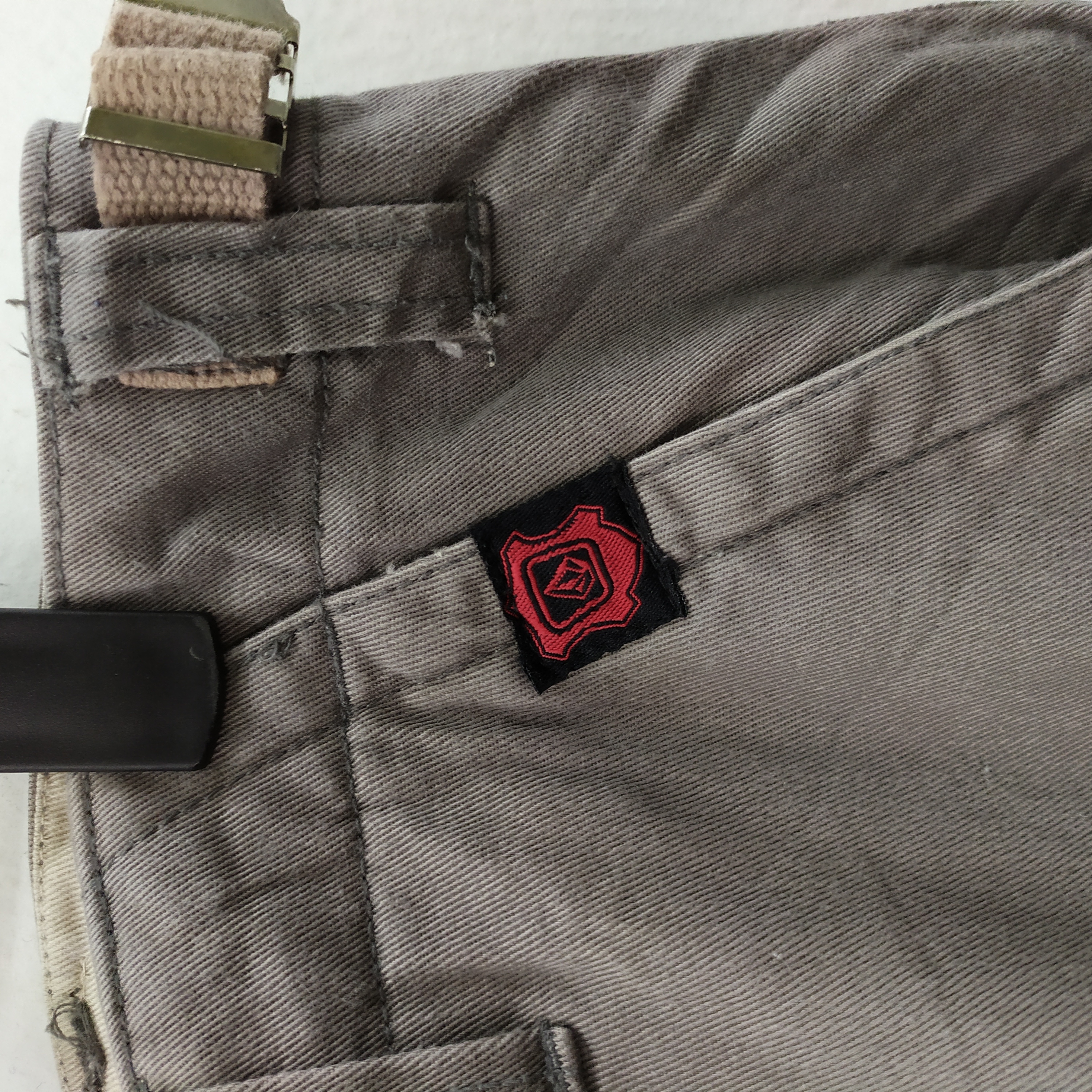 Vintage - VOLCOM FADED VINTAGE CARGO PANTS - 6