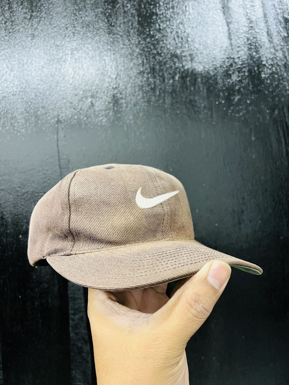 Vintage Nike Swoosh Fade Brown Cap - 1