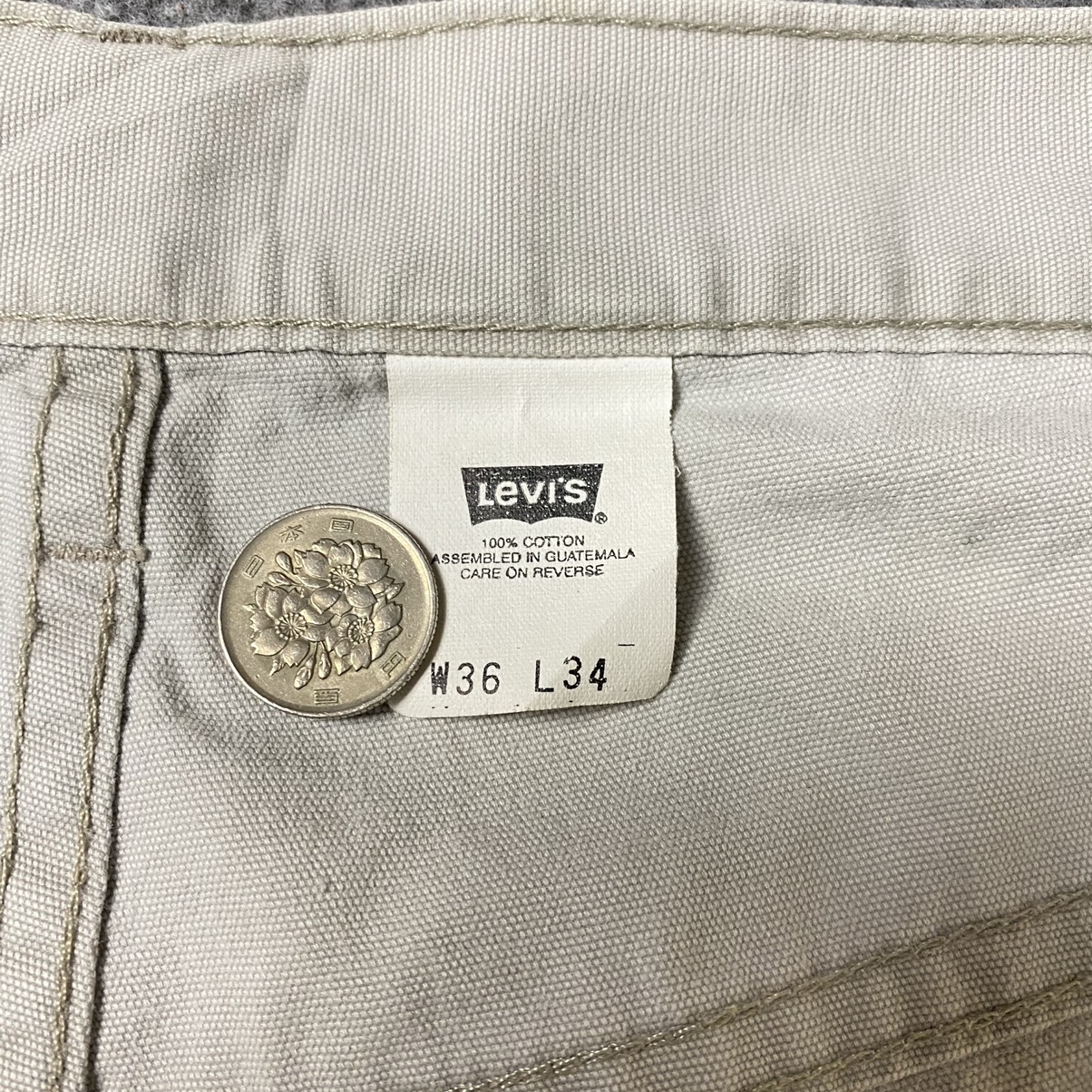 Vintage 90s‼️🔥LEVIS🔥MultiPocket Cargo Pants - 8