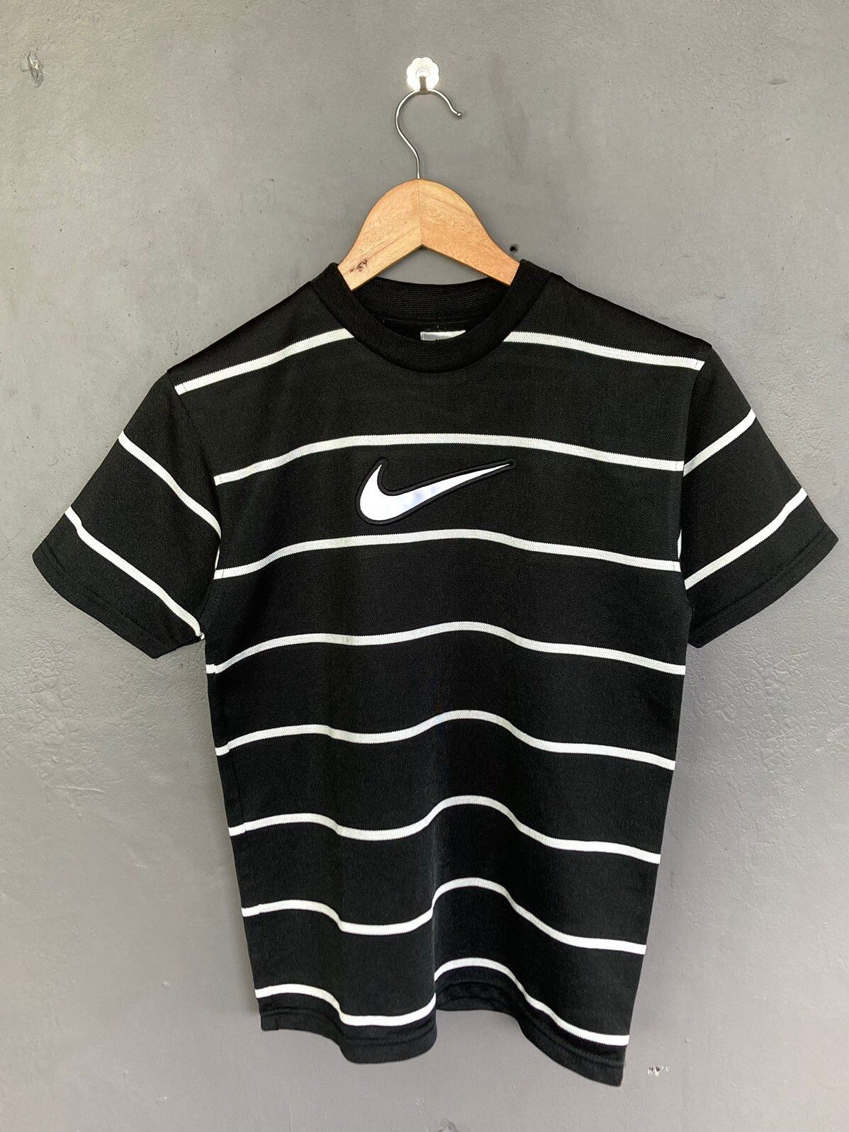 Vintage 90’s Nike Striped Mid Swoosh - 1