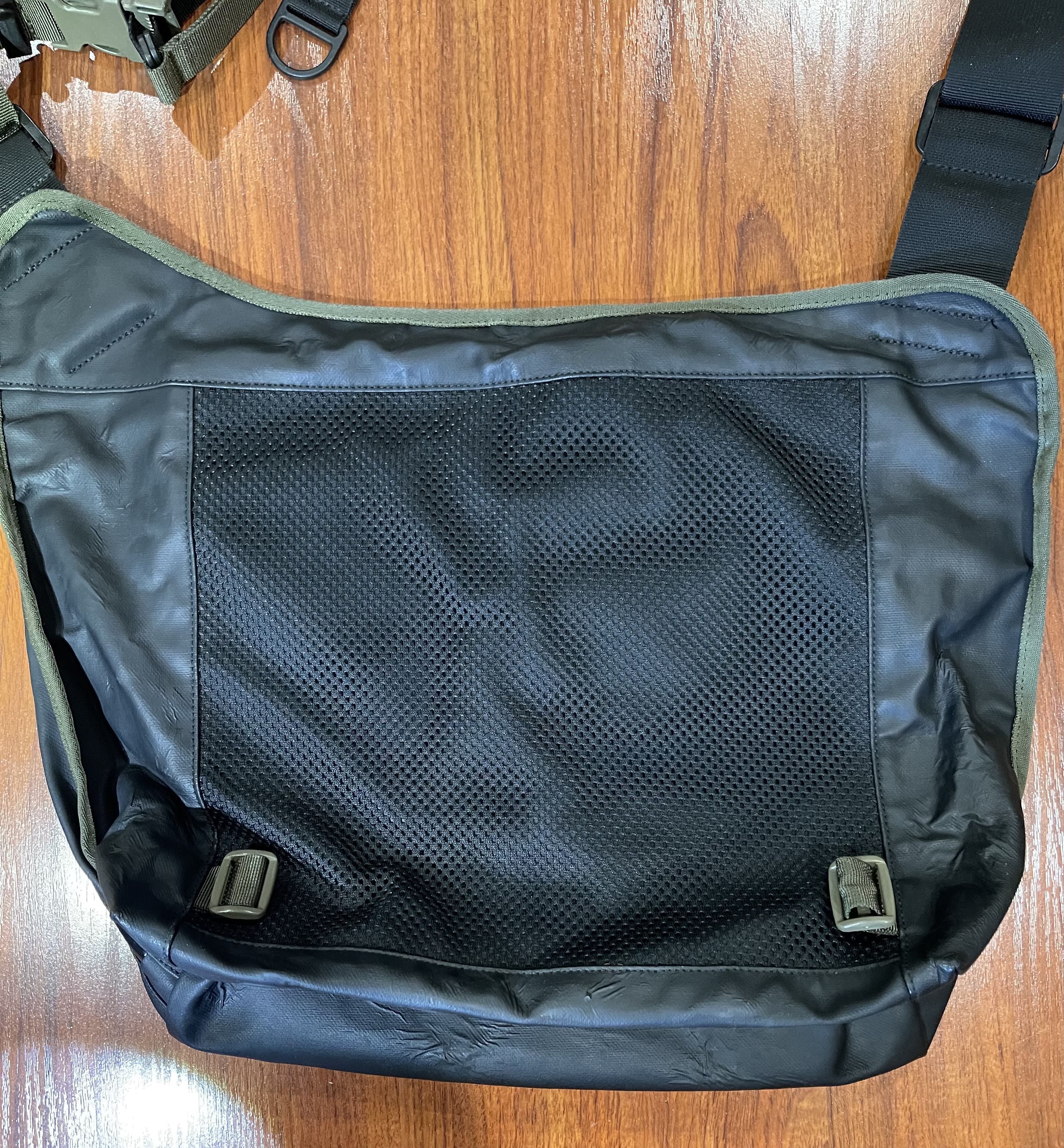ACRONYM Acronym 3a-1 Laminate L2 Third Arm Interops Black 