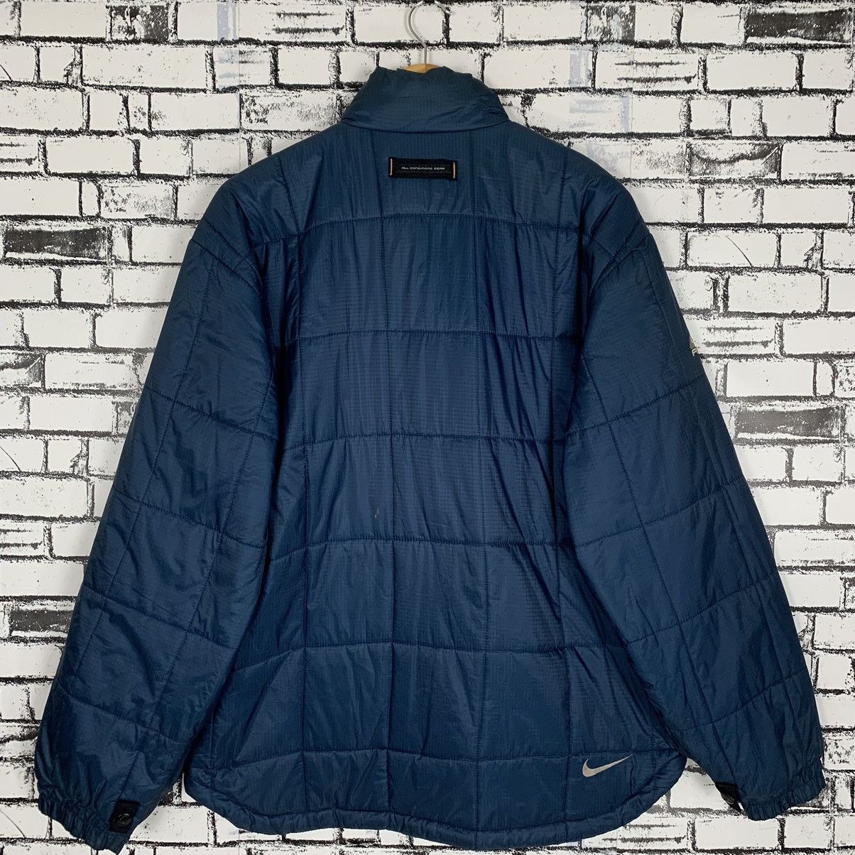 Sportswear - Nike ACG Small Logo Puffer Jacket Navy Blue - 6