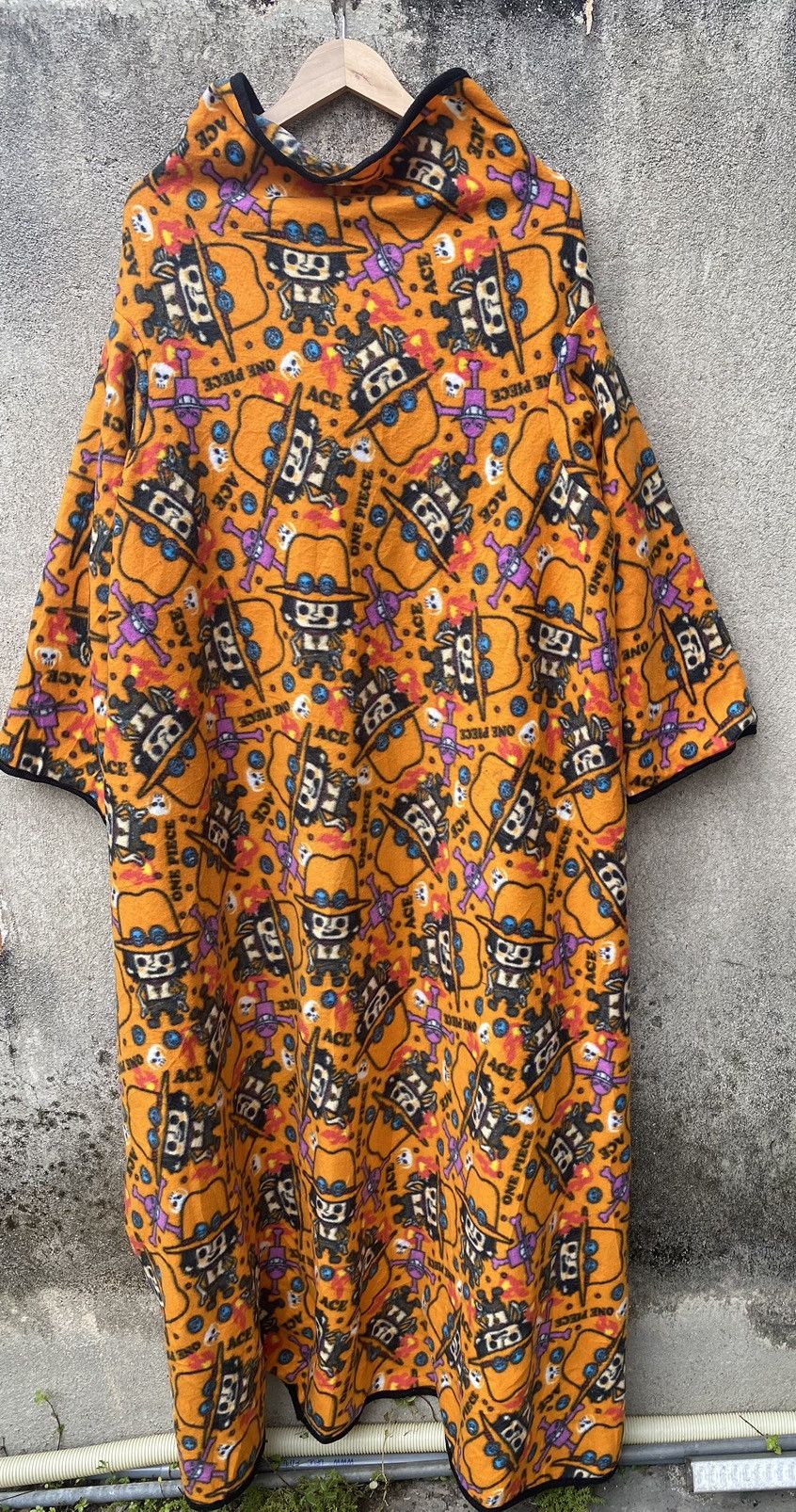 Rare 🔥 One Piece Full Print Long Fleece Kimono Style - 2
